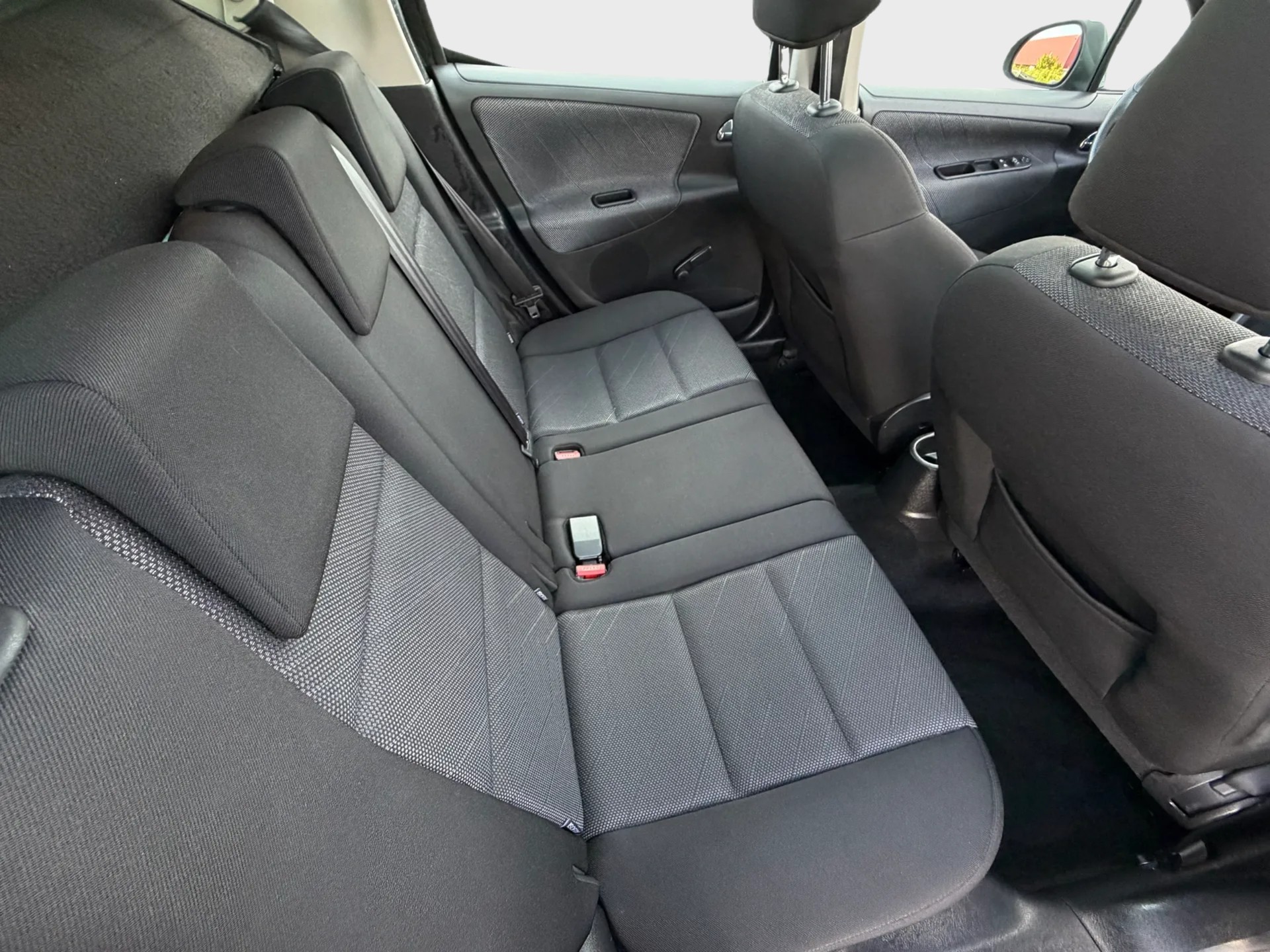 PEUGEOT 207 SW 1.6 16V Trendy-image-14