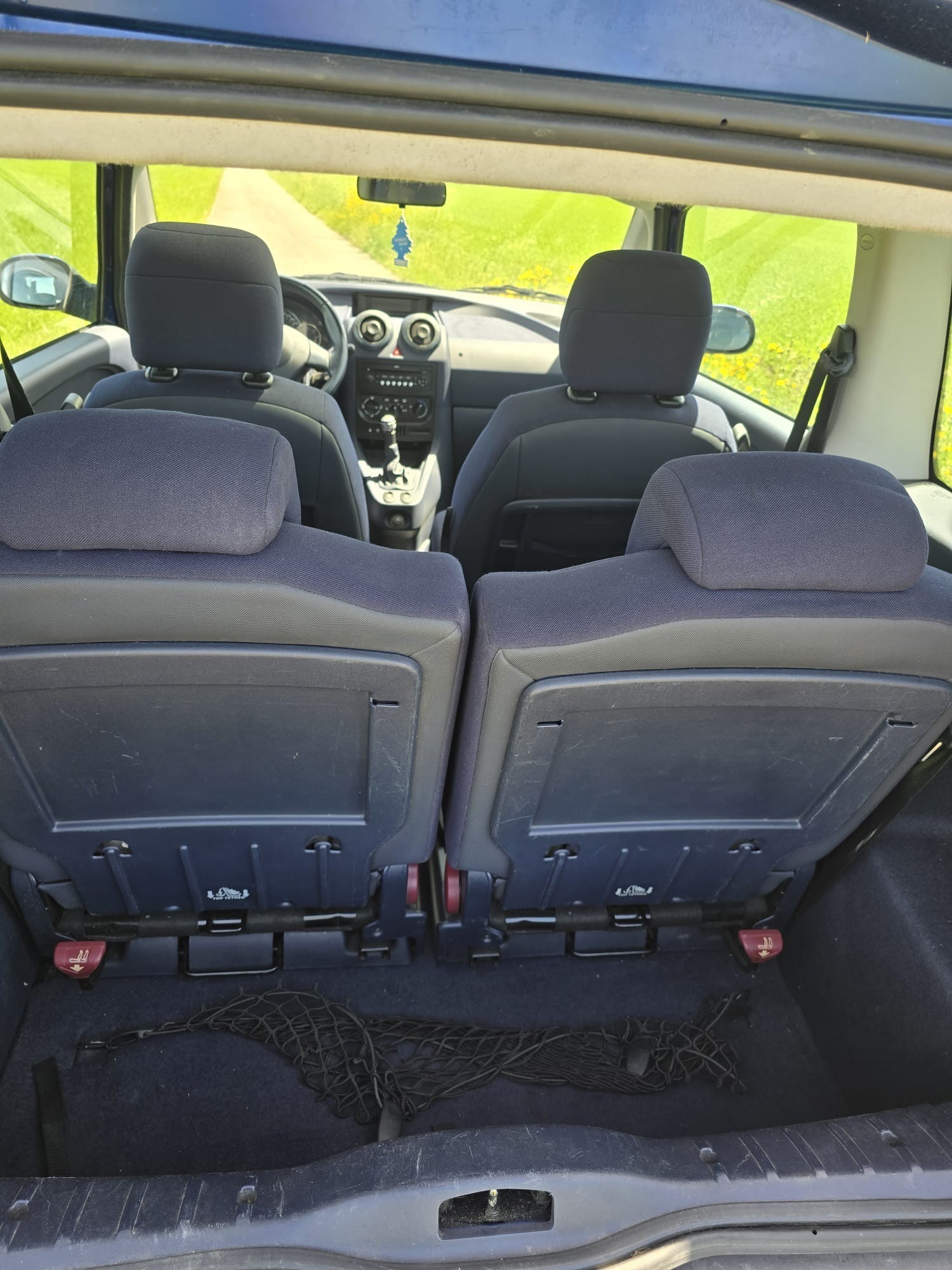 PEUGEOT 1007 1.6 HDI Sport-image-11