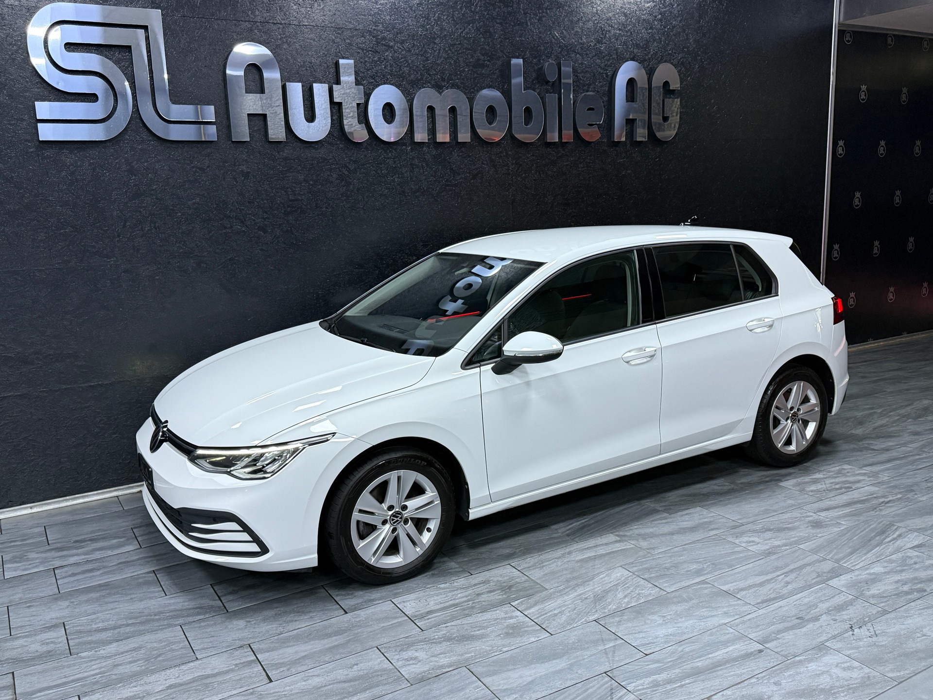 VW Golf 2.0 TDI Style DSG-showroom-element-3