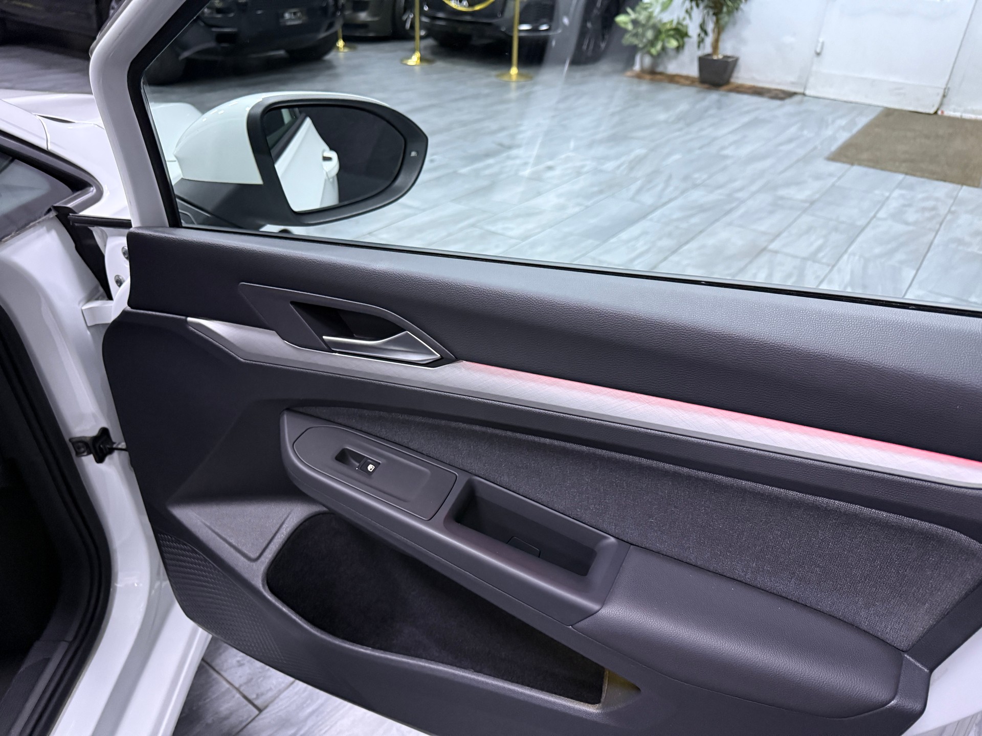 VW Golf 2.0 TDI Style DSG-image-14
