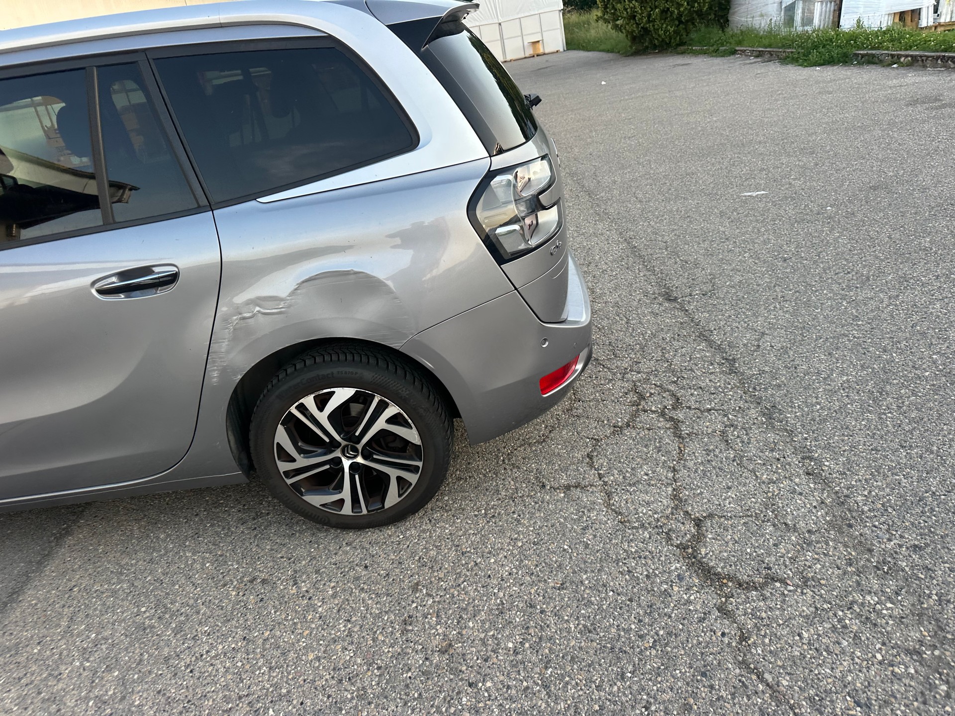 CITROEN C4 Picasso 1.2 Pure Tech Séduction-image-2