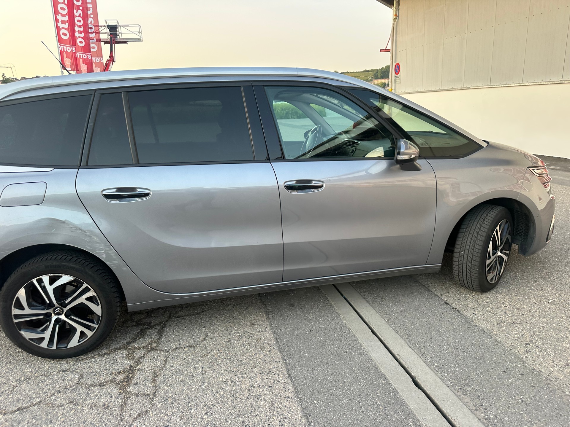 CITROEN C4 Picasso 1.2 Pure Tech Séduction-image-6