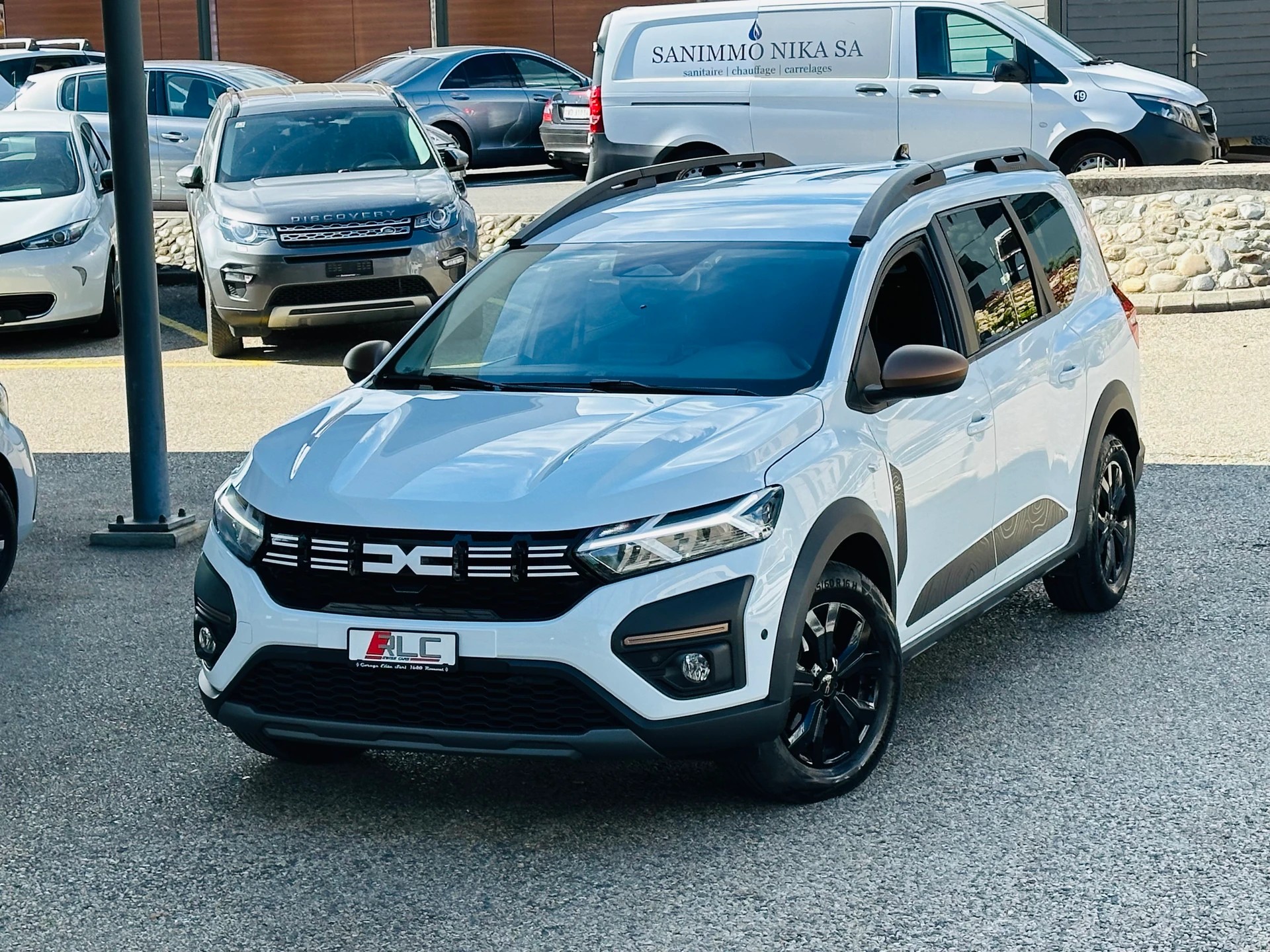 DACIA Jogger HEV 140 Extreme-showroom-element-3