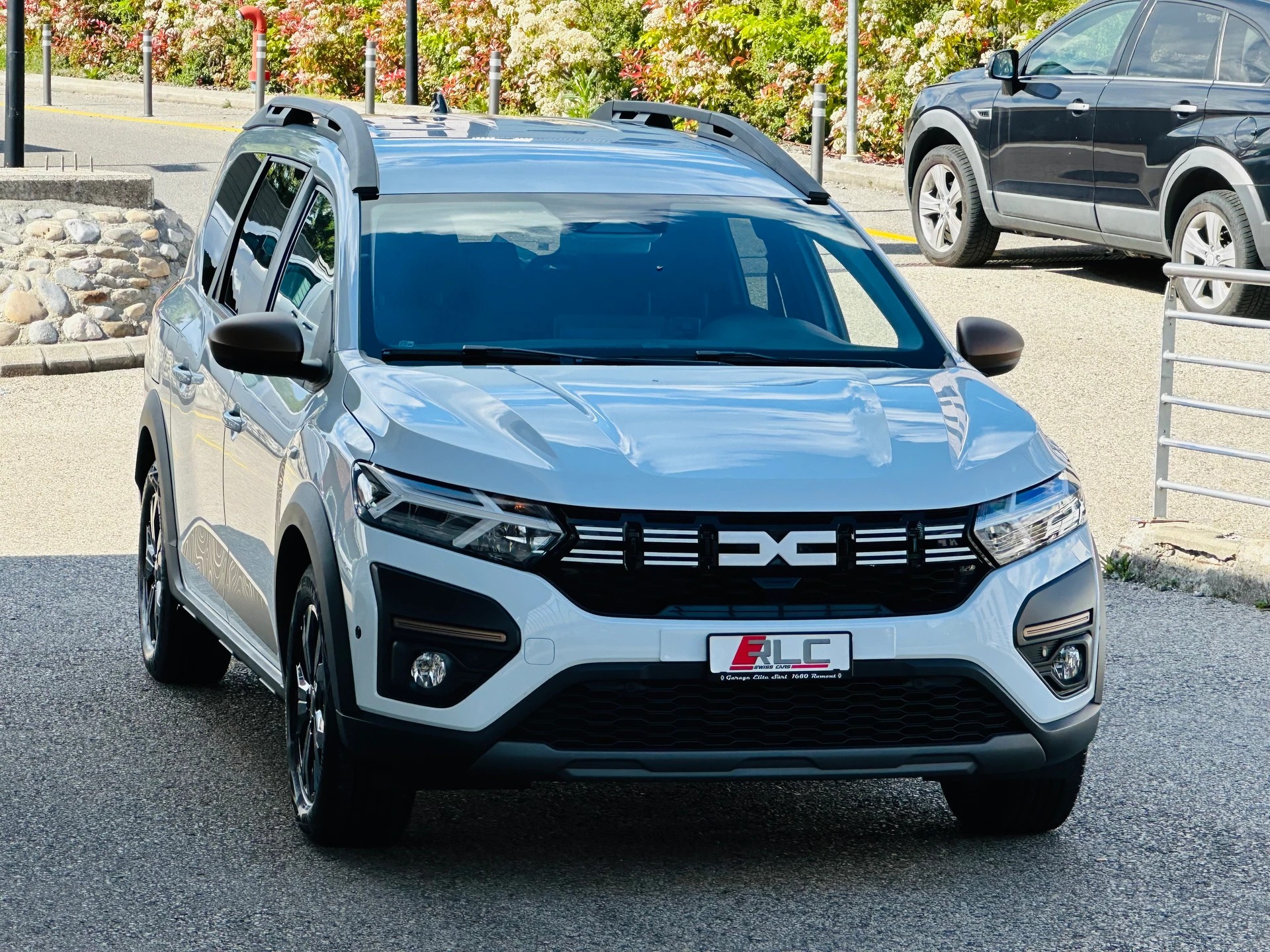 DACIA Jogger HEV 140 Extreme-image-12