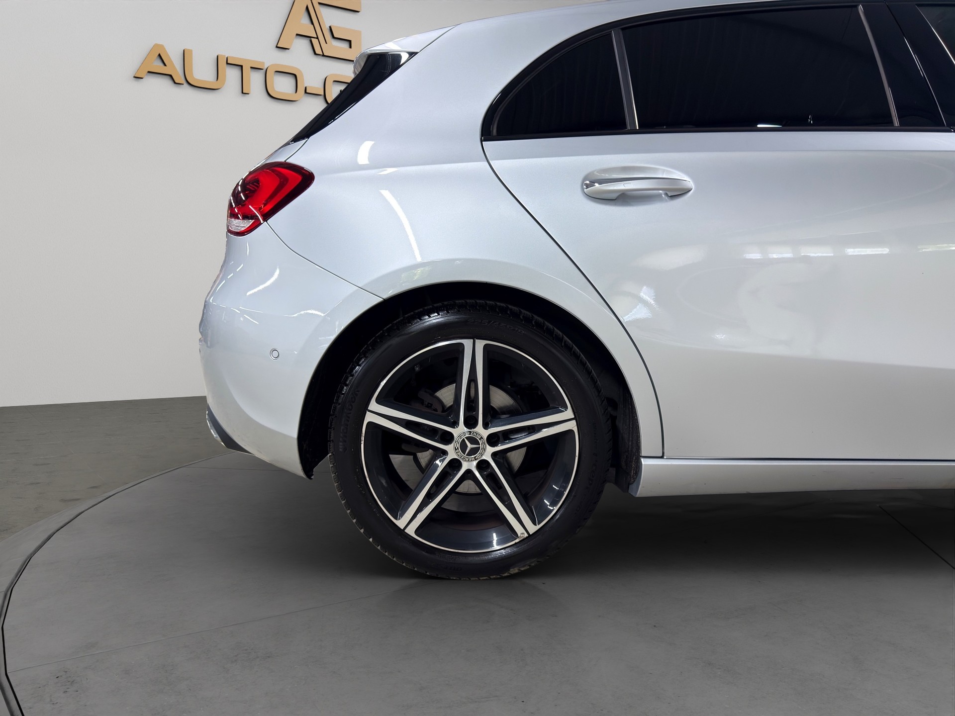MERCEDES-BENZ A 160 Style-image-9