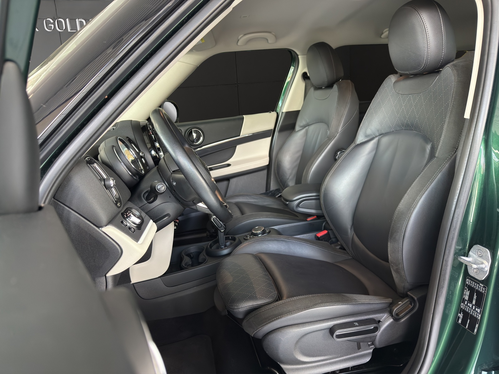 MINI Countryman Cooper S FWD Steptronic DKG-image-7
