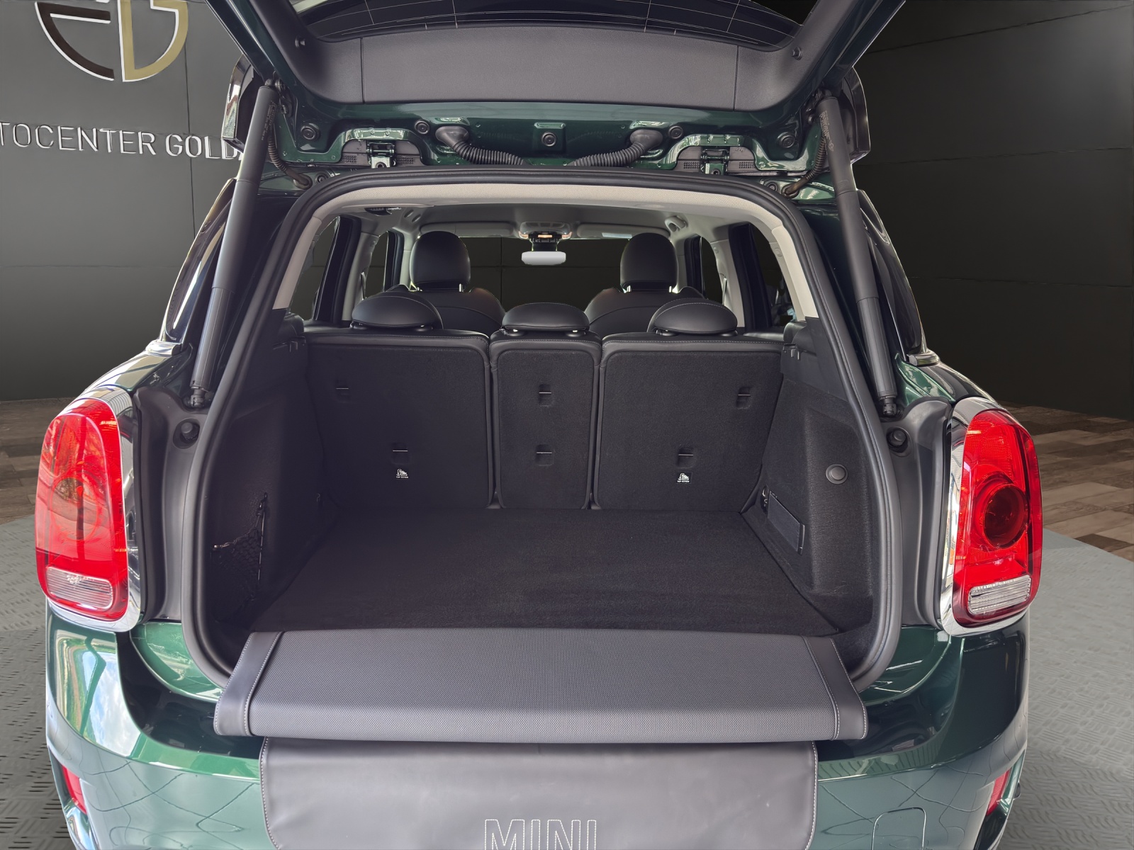 MINI Countryman Cooper S FWD Steptronic DKG-image-15