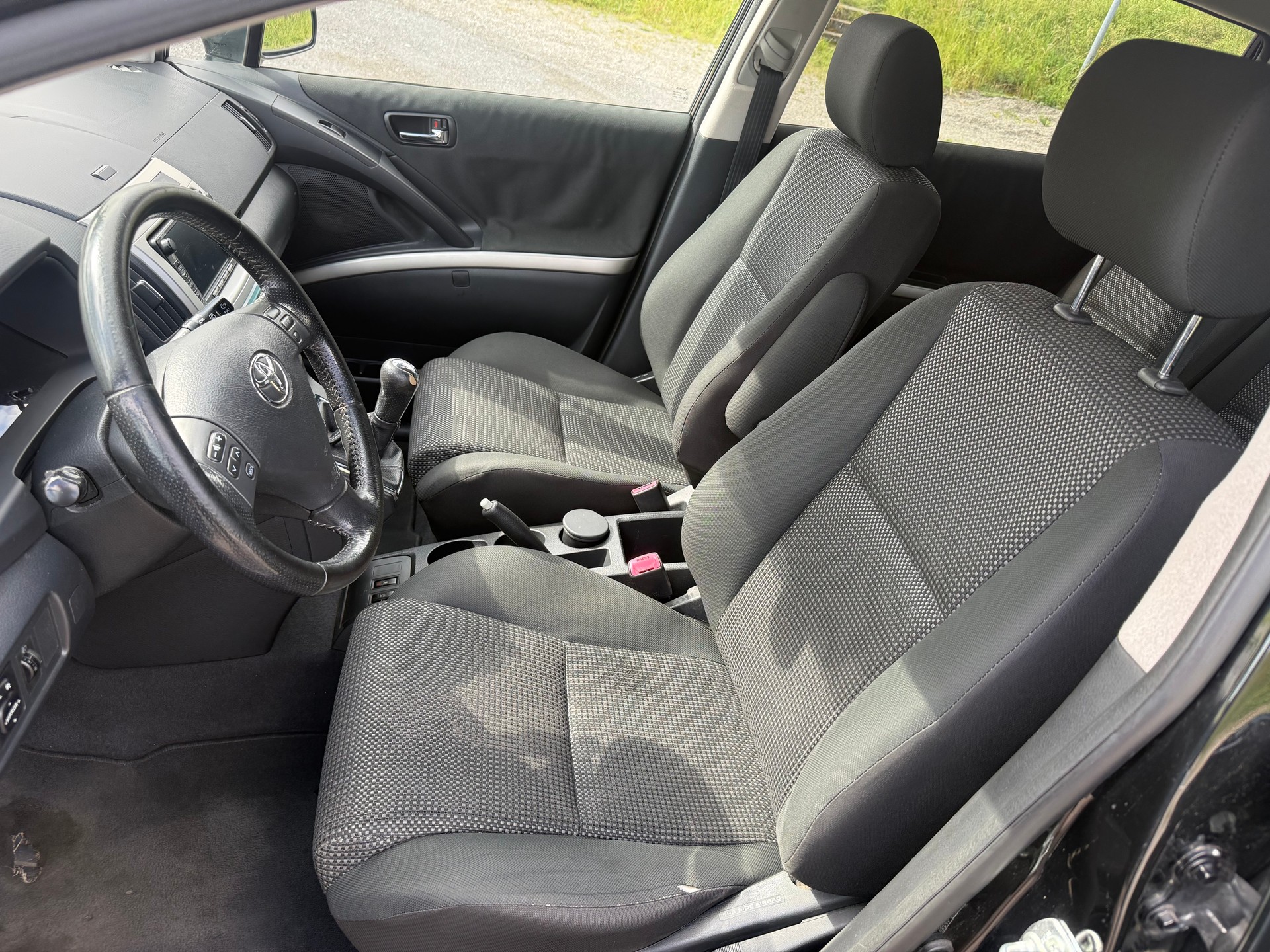 TOYOTA Corolla Verso 2.2 D-4D CleanP. Linea Sol Prem.-image-8