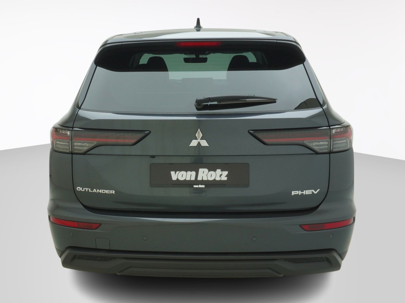MITSUBISHI Outlander 2.4 PHEV Invite 4x4-image-2
