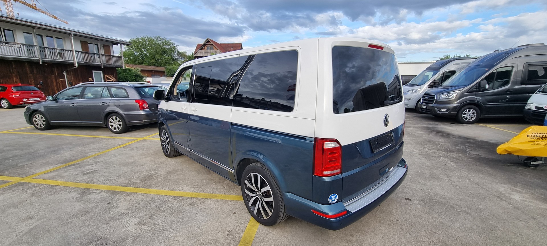 VW Highline 4Motion-image-1