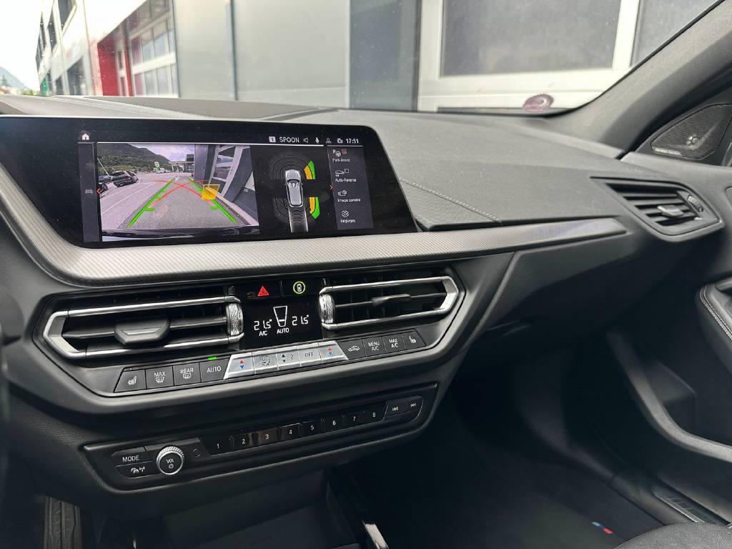 BMW M135i xDrive - CH-image-9