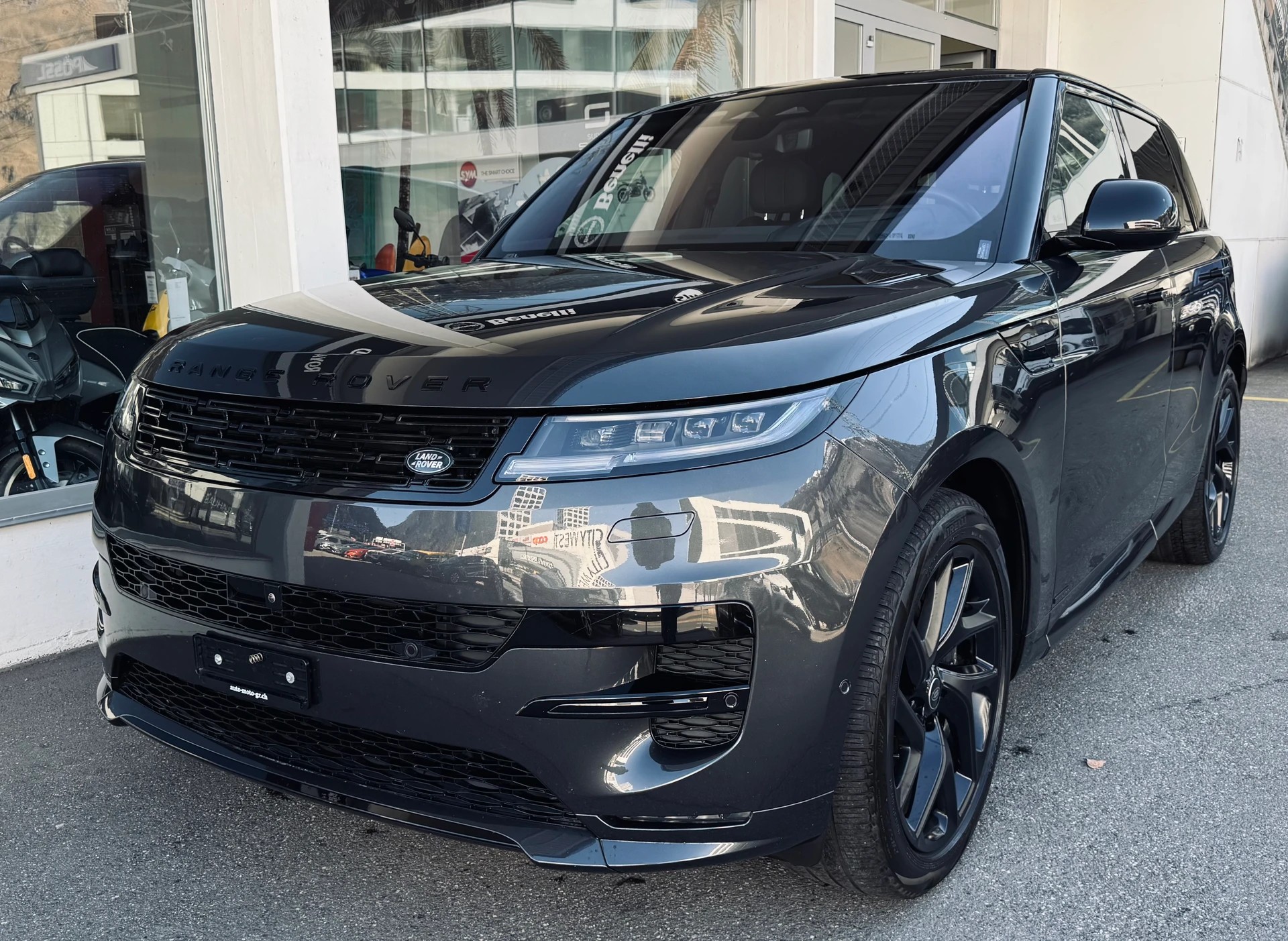 LAND ROVER Range Rover Sport P510e 3.0 Si6 PHEV Autobiography Automatic-image-5