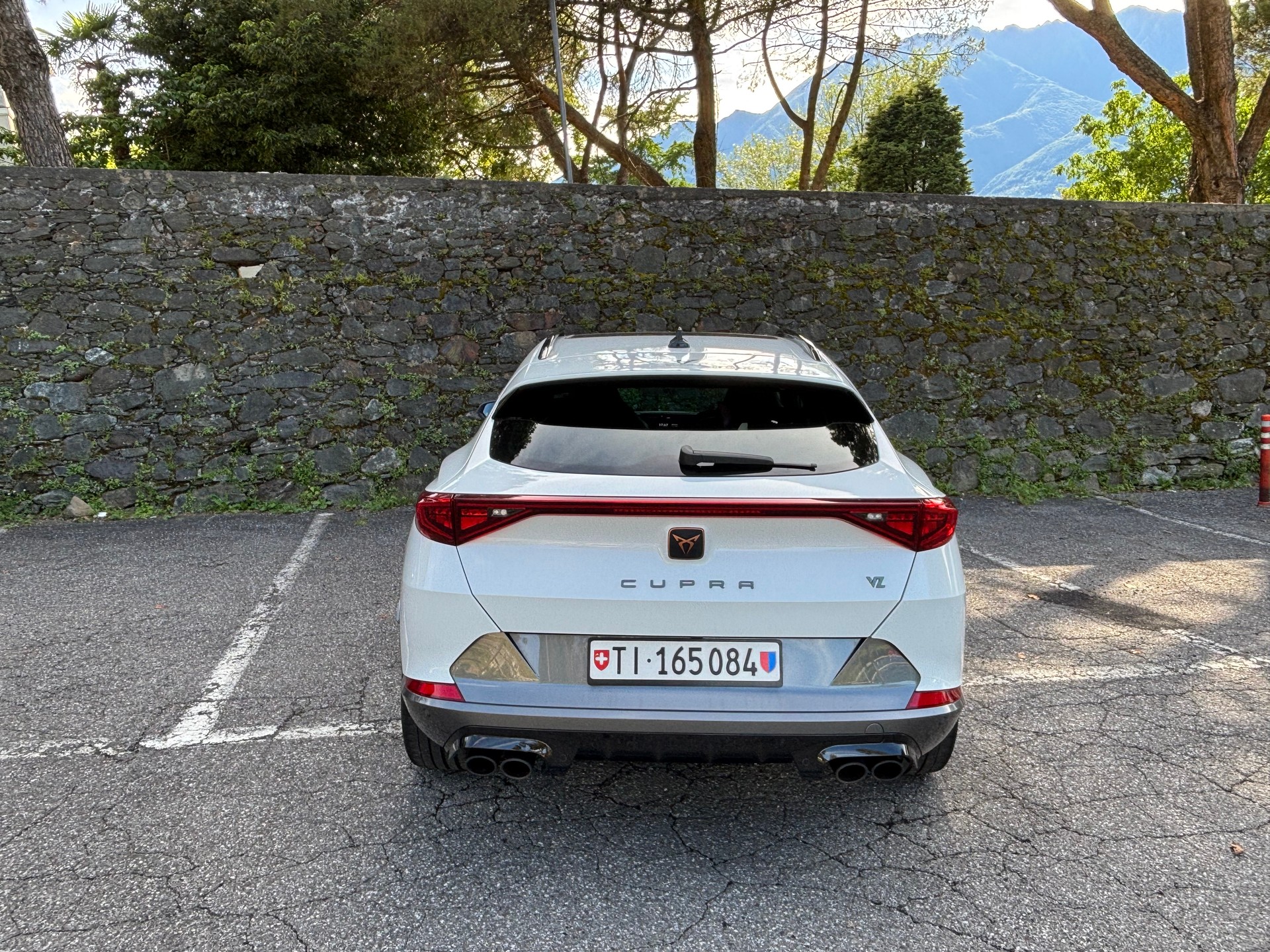 CUPRA 2.0 TSI VZ 4Drive DSG-image-2