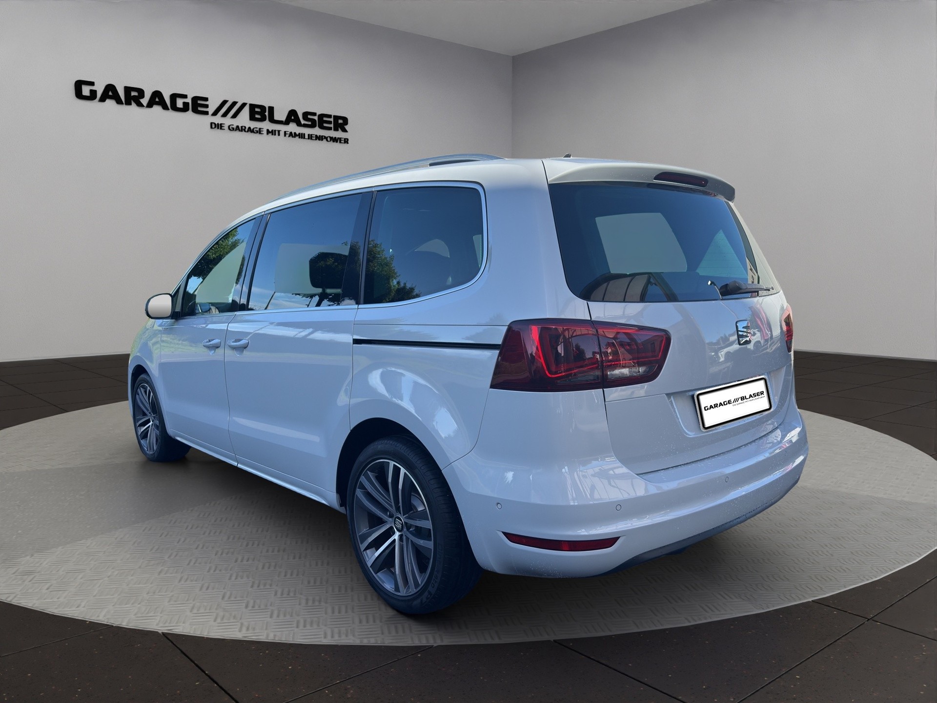 SEAT Alhambra 2.0 TDI DSG SWISS FR-showroom-element-2