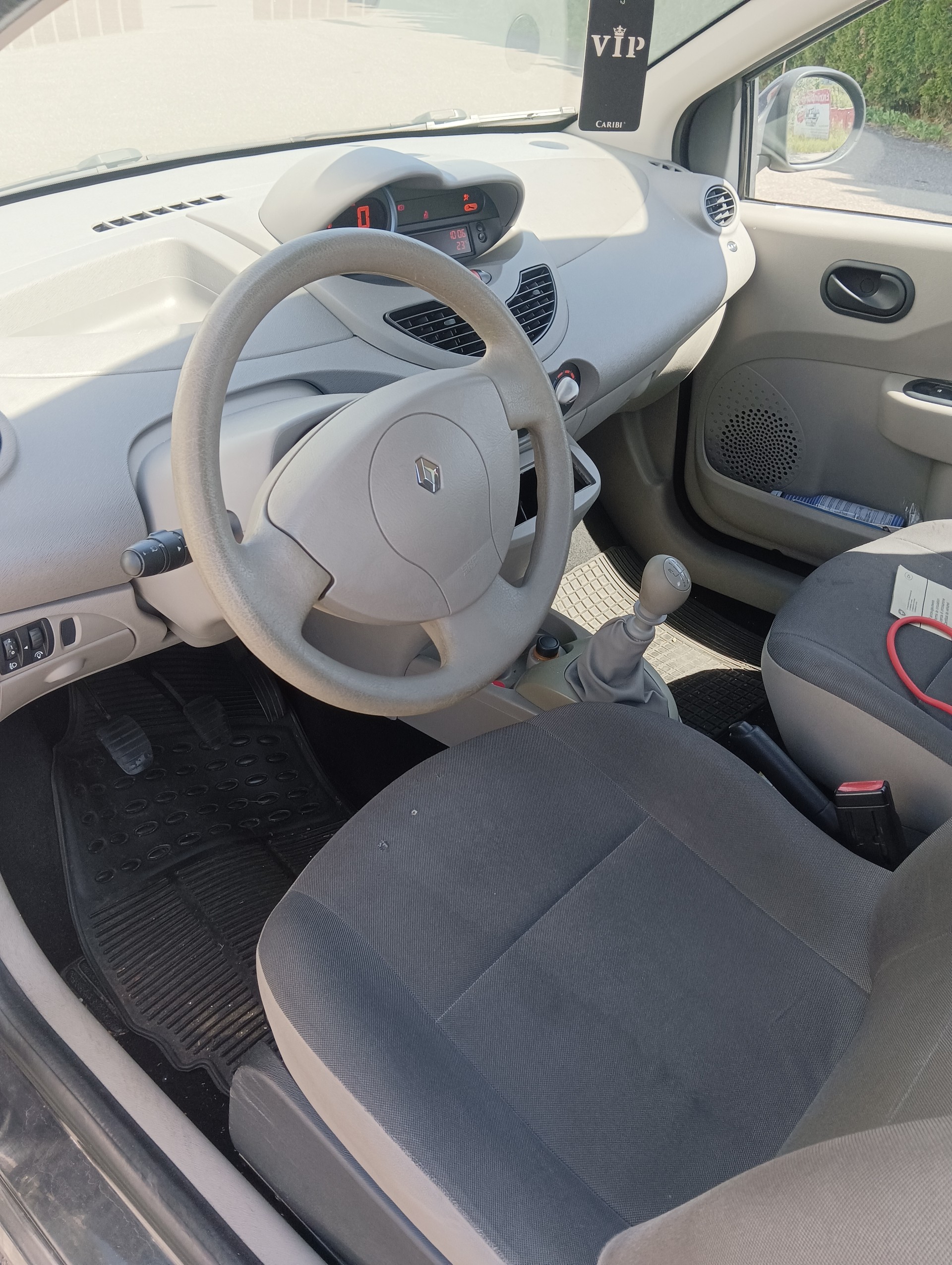 RENAULT Twingo 1.2 16V Expression-image-6