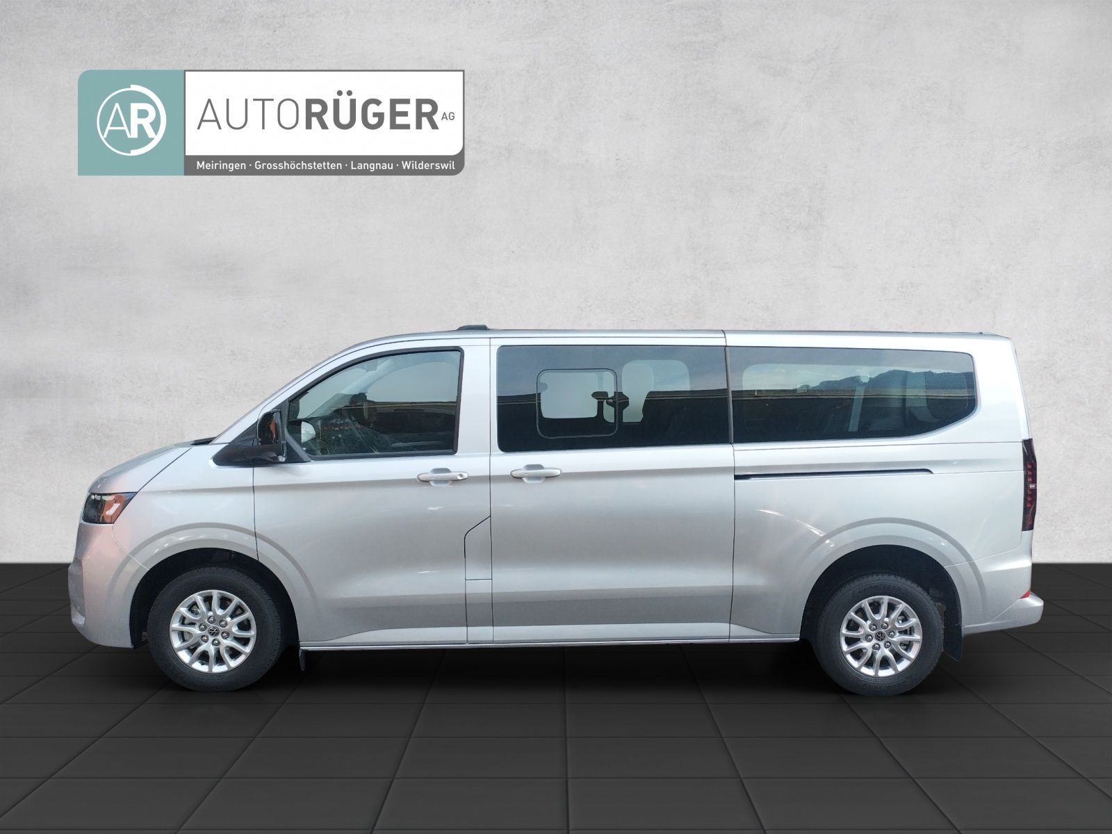 VW Caravelle 2.0 TDI LWB 4 Motion Aut 8-image-2