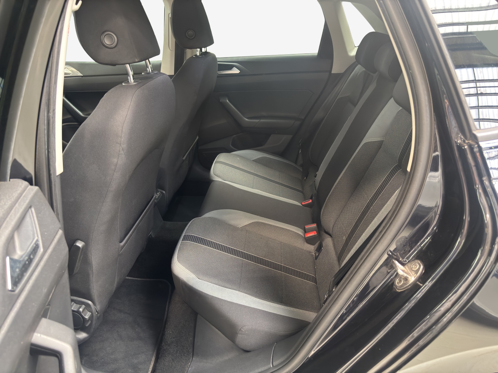 VW Polo 1.0 TSI BMT Highline DSG-image-11