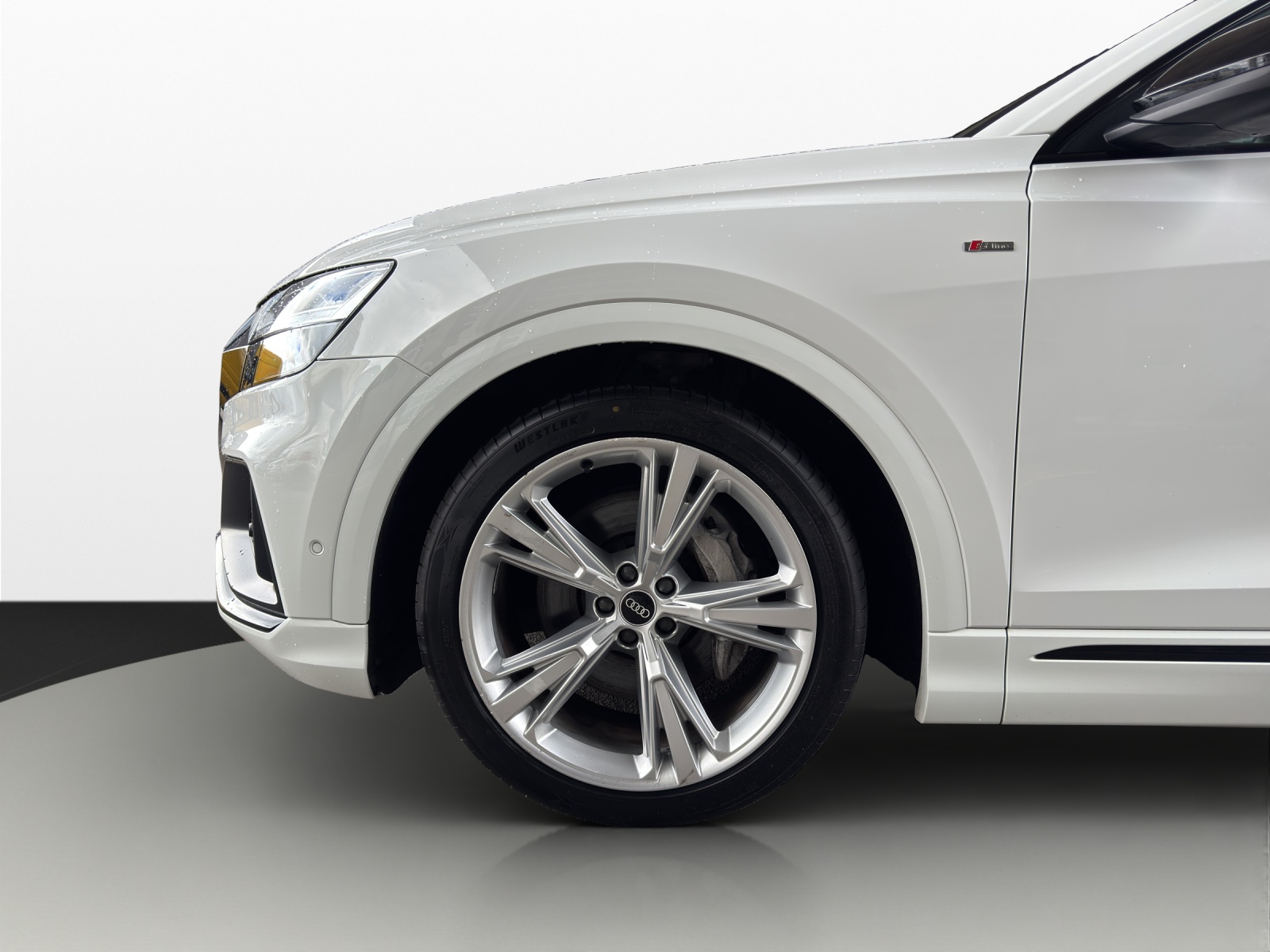 AUDI Q8 45 TDI Black Edition quattro tiptronic-image-20