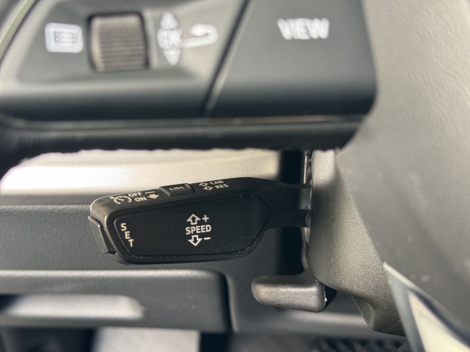 AUDI Q8 45 TDI Black Edition quattro tiptronic-image-22
