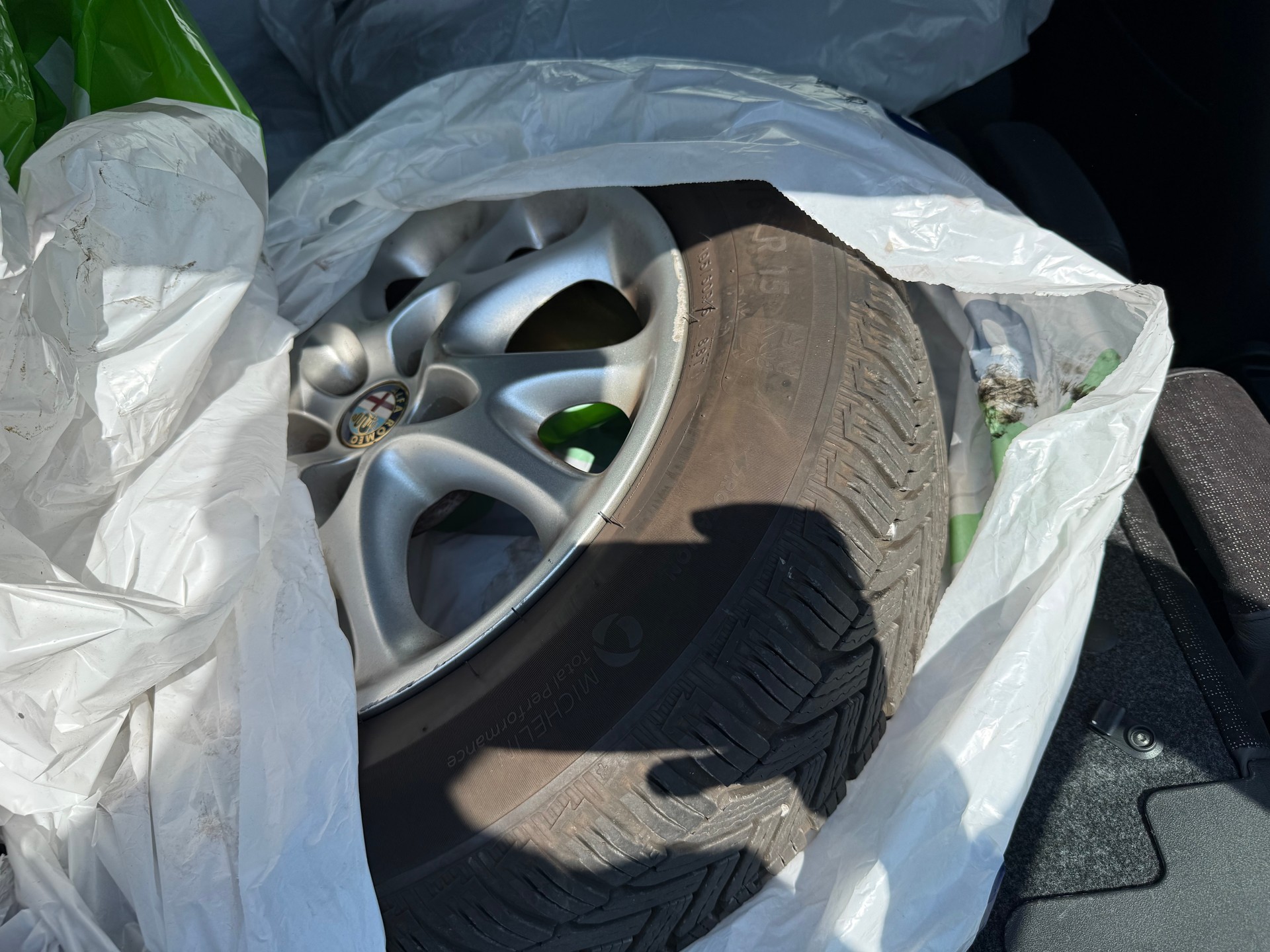 ALFA ROMEO 147 1.6 TS 16V Progression-image-10