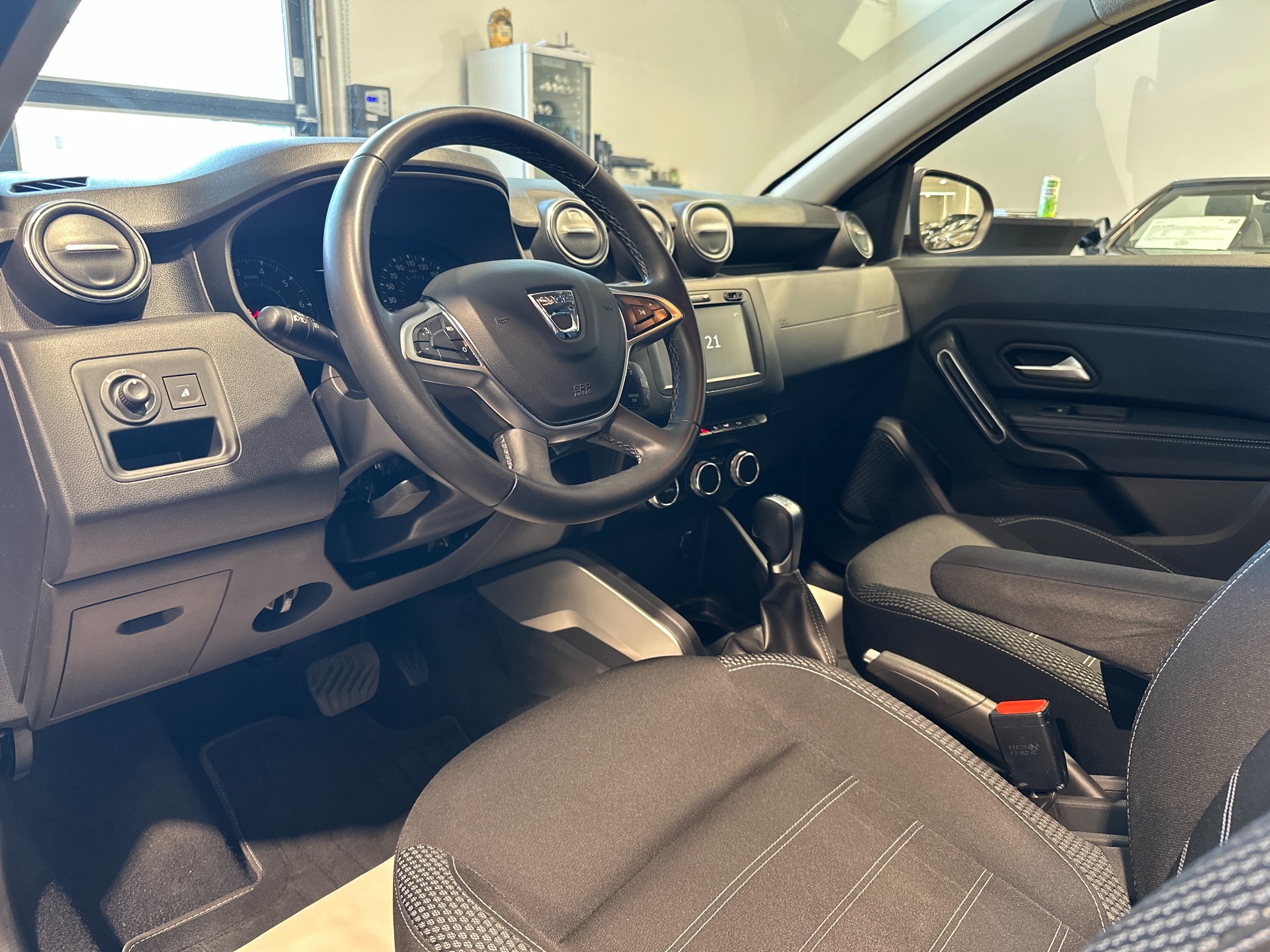 DACIA Duster dCi 110 Comfort 4x2 EDC-image-1