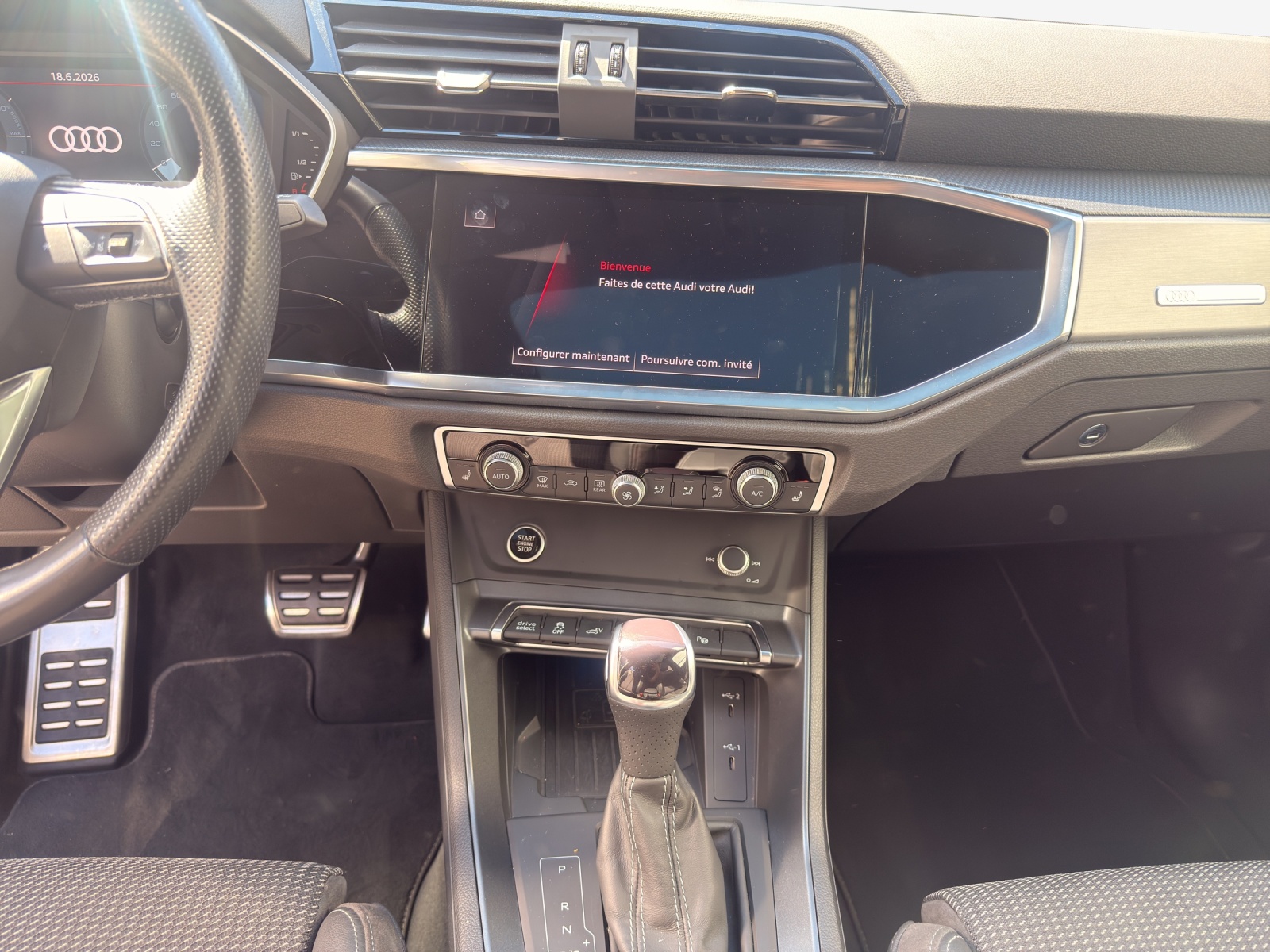 AUDI Q3 Sportback 45 TFSI e S line Attraction S-tronic-image-11