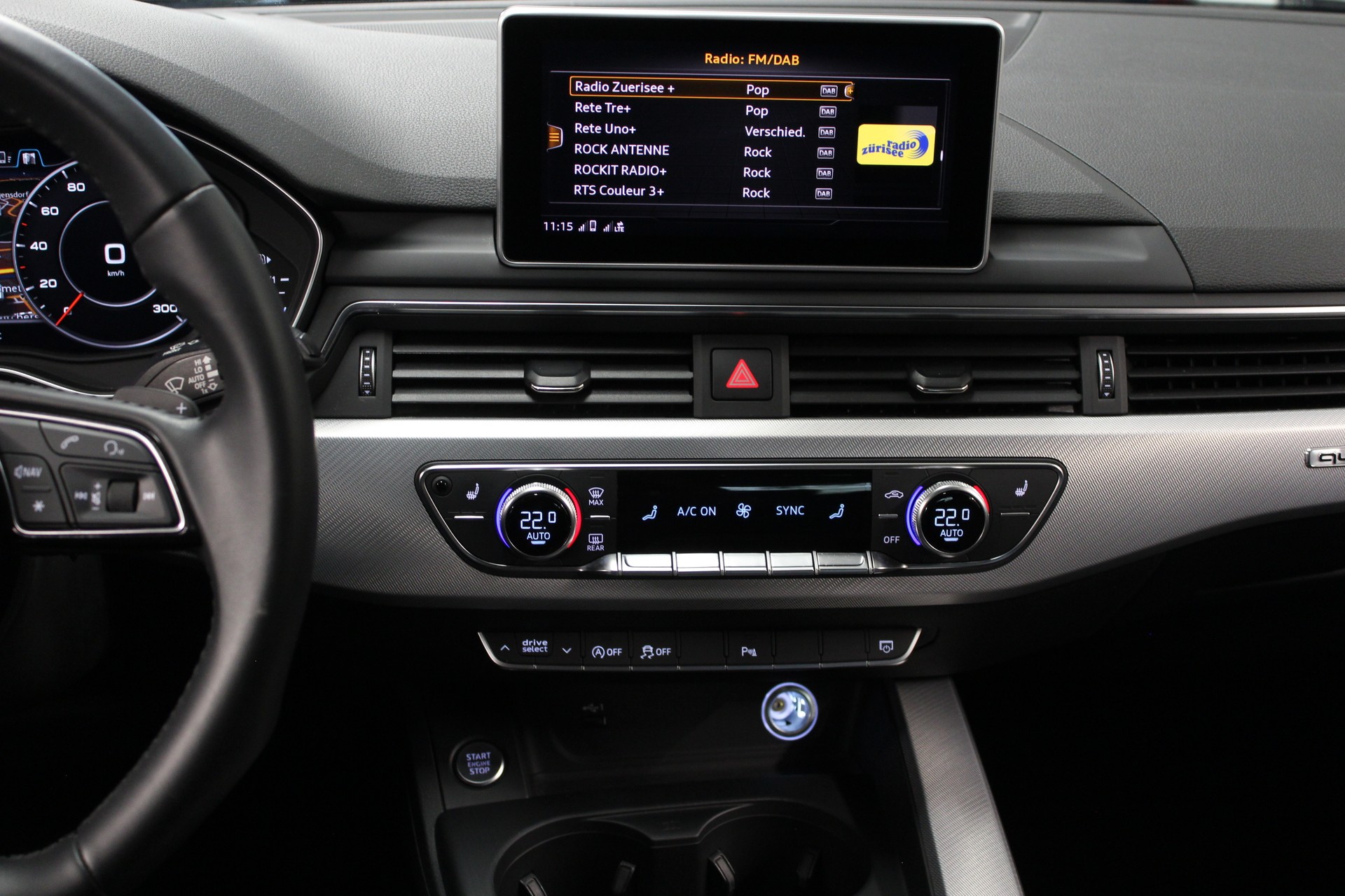 AUDI A4 Avant 2.0 TFSI Sport quattro S-tronic-image-12