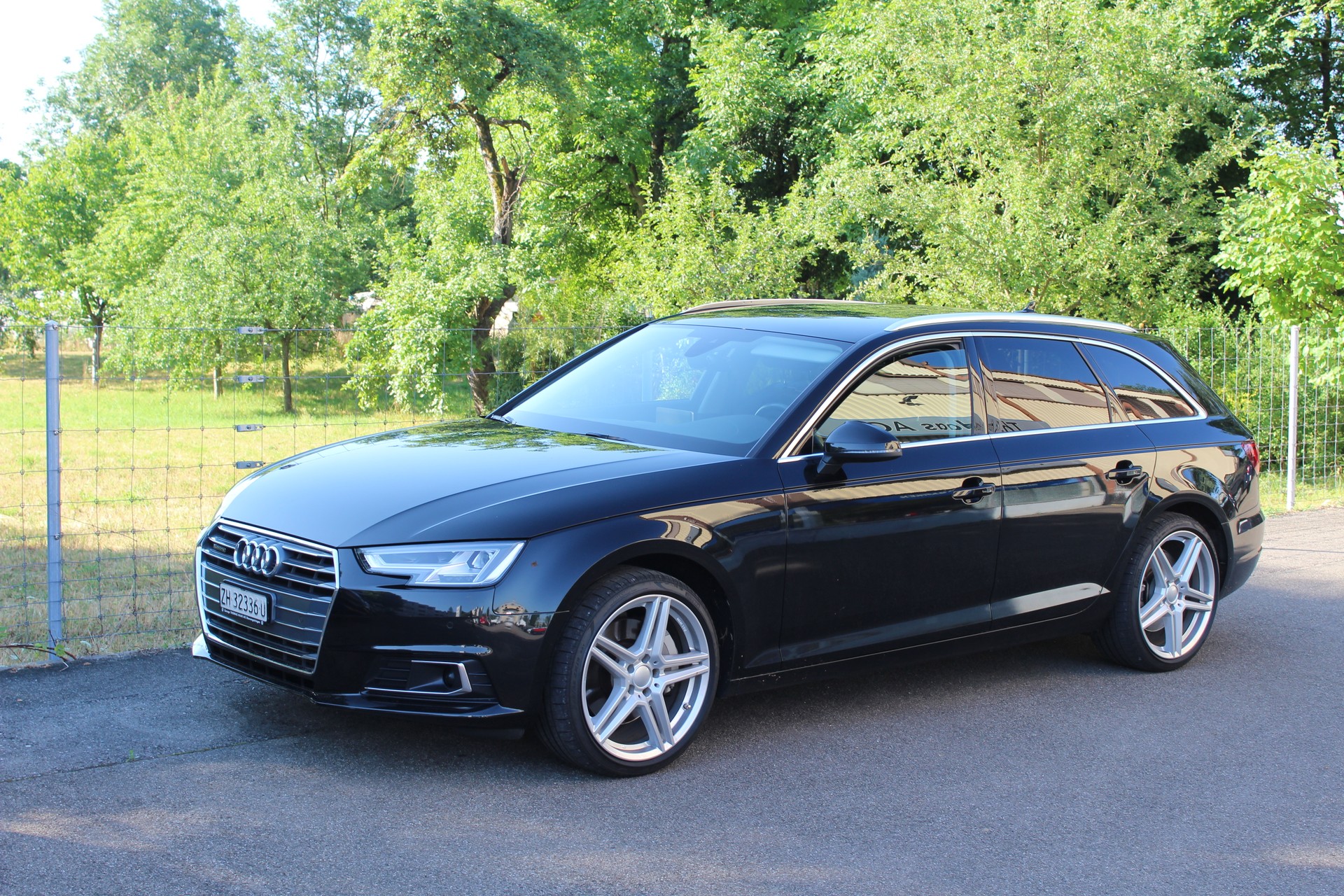 AUDI A4 Avant 2.0 TFSI Sport quattro S-tronic-image-0