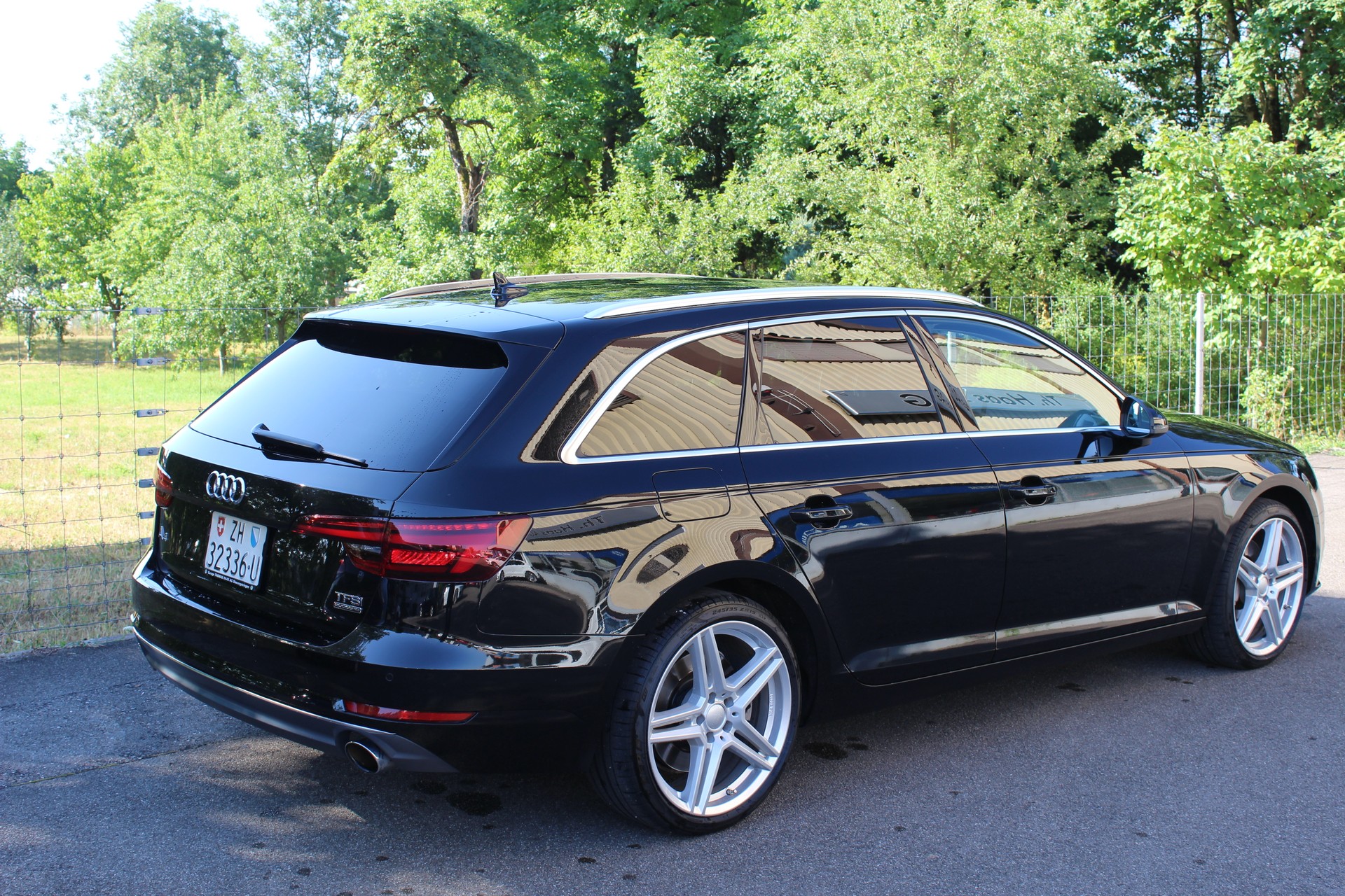 AUDI A4 Avant 2.0 TFSI Sport quattro S-tronic-image-6
