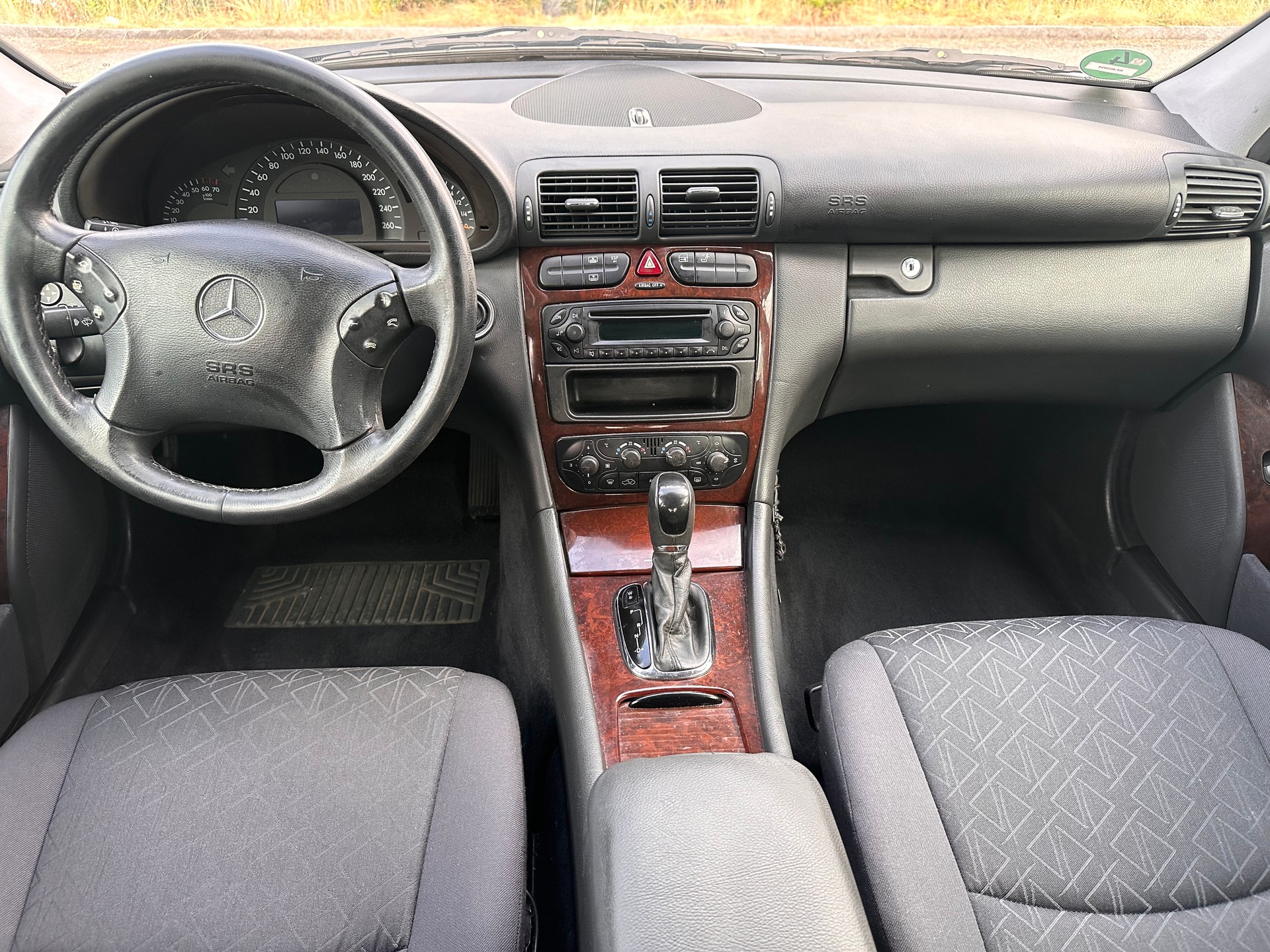 MERCEDES-BENZ C 240 Elégance-image-7