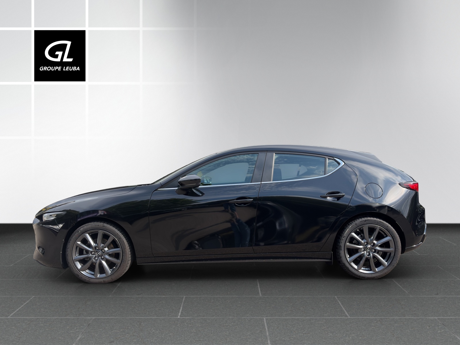 MAZDA 3 HB G 140 Centre Line A-image-2