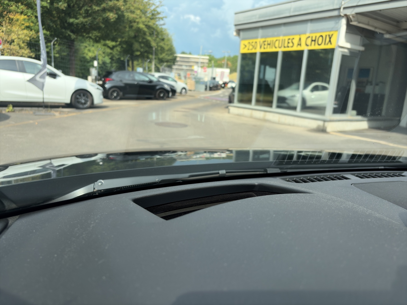 MAZDA 3 HB G 140 Centre Line A-image-13
