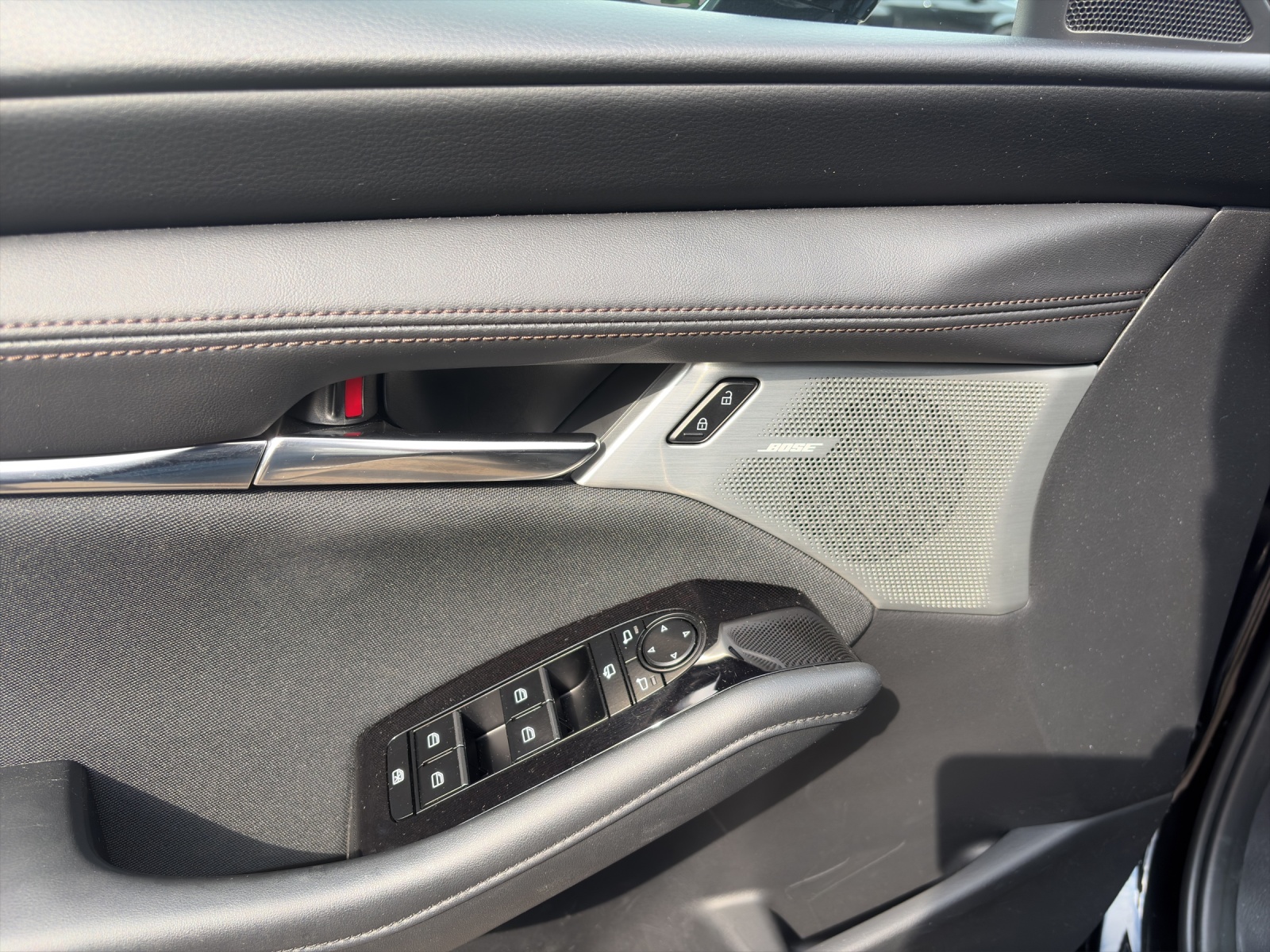 MAZDA 3 HB G 140 Centre Line A-image-9