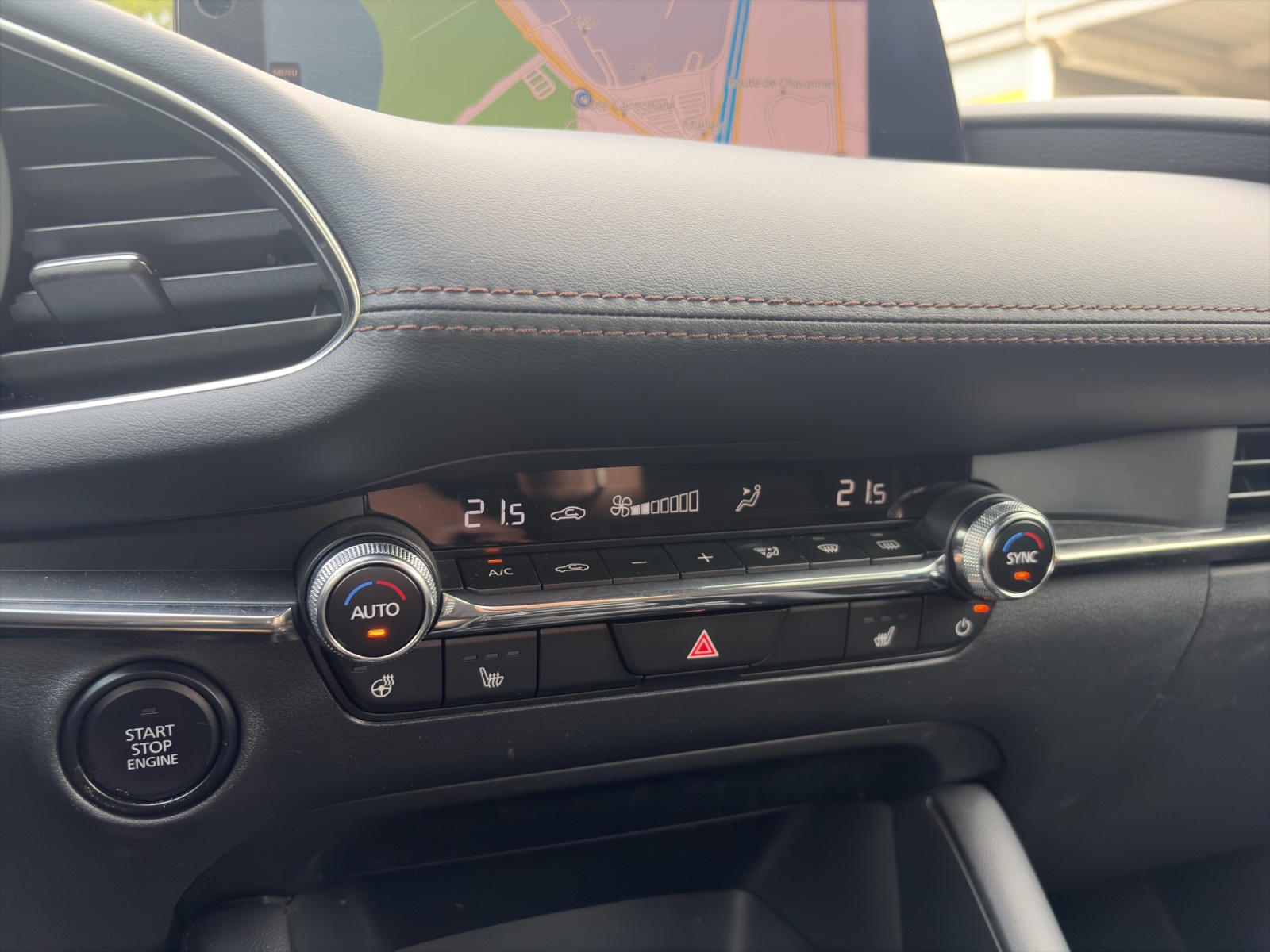 MAZDA 3 HB G 140 Centre Line A-image-15