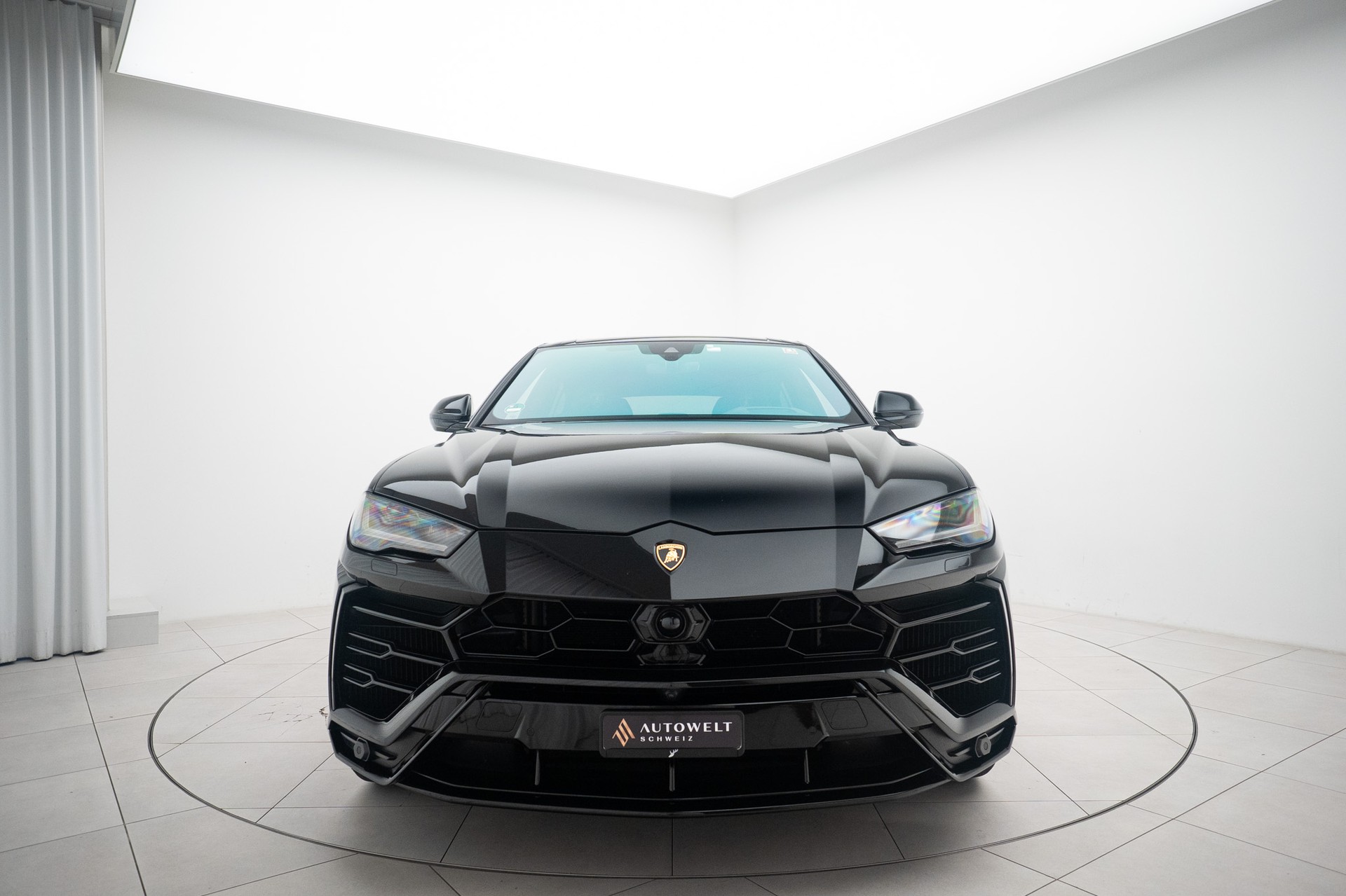LAMBORGHINI Urus E-Gear HIrsch Performance-image-4