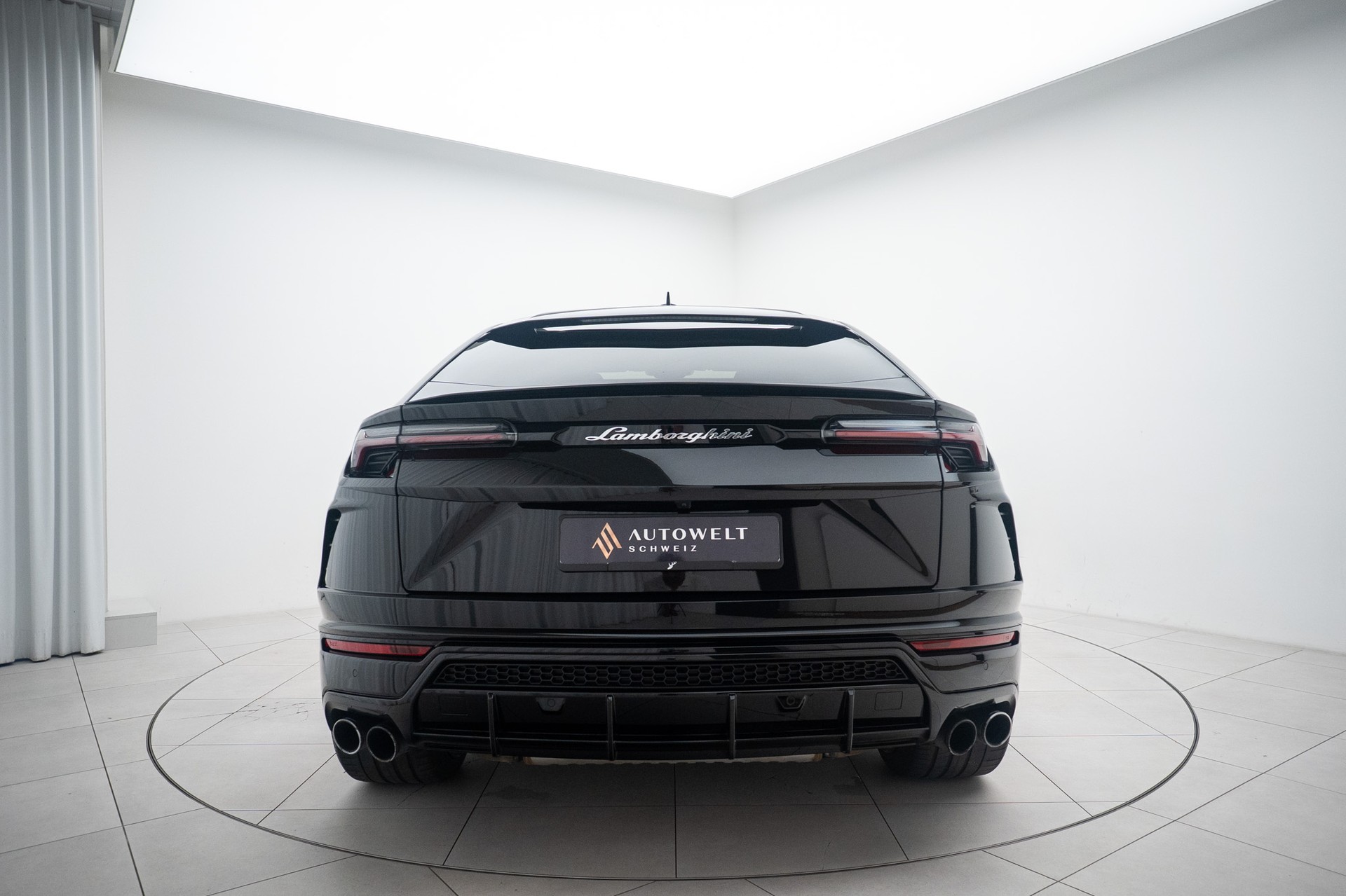 LAMBORGHINI Urus E-Gear HIrsch Performance-image-3