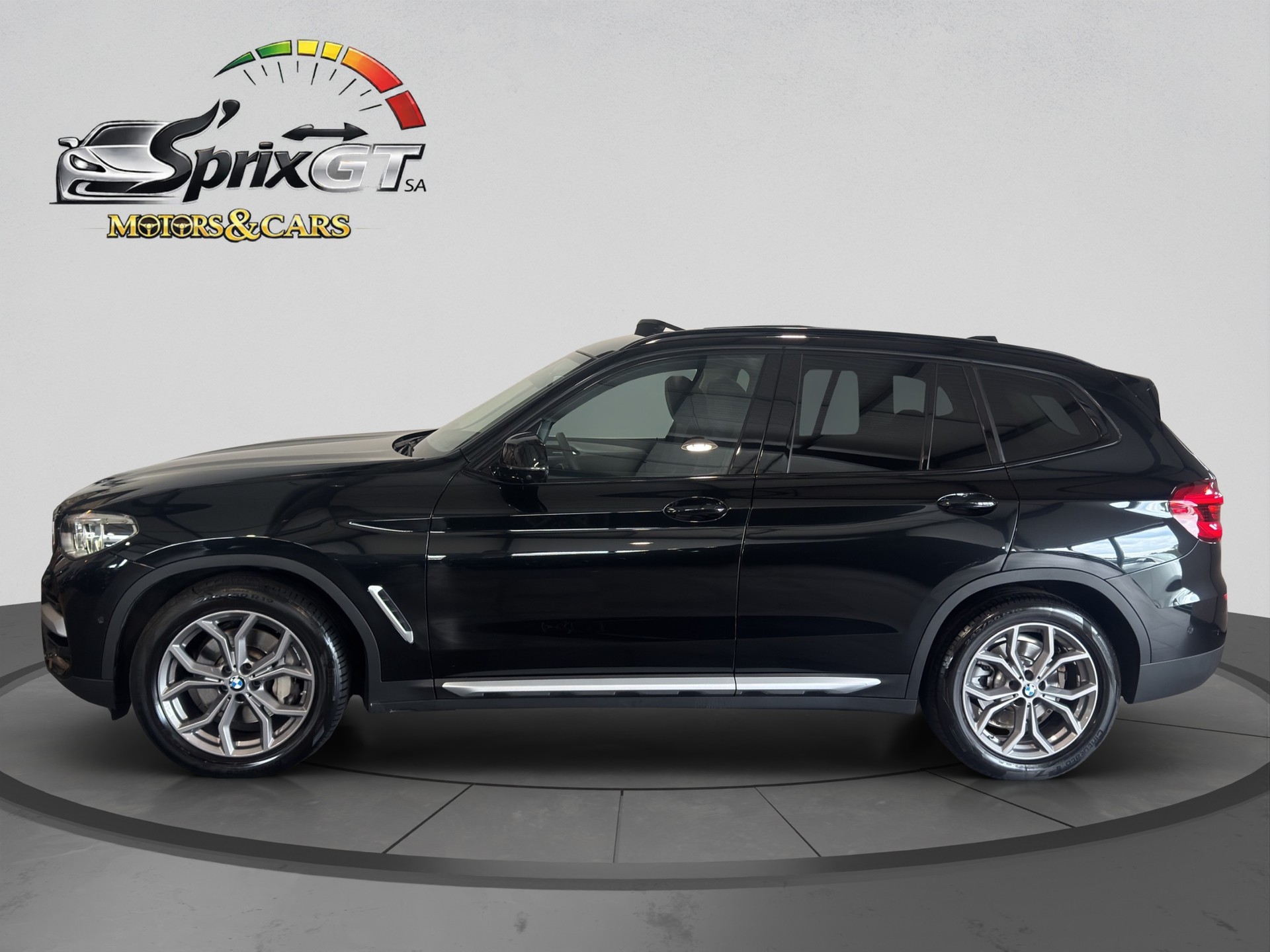 BMW X3 xDrive 48V 30d xLine Steptronic-showroom-element-1