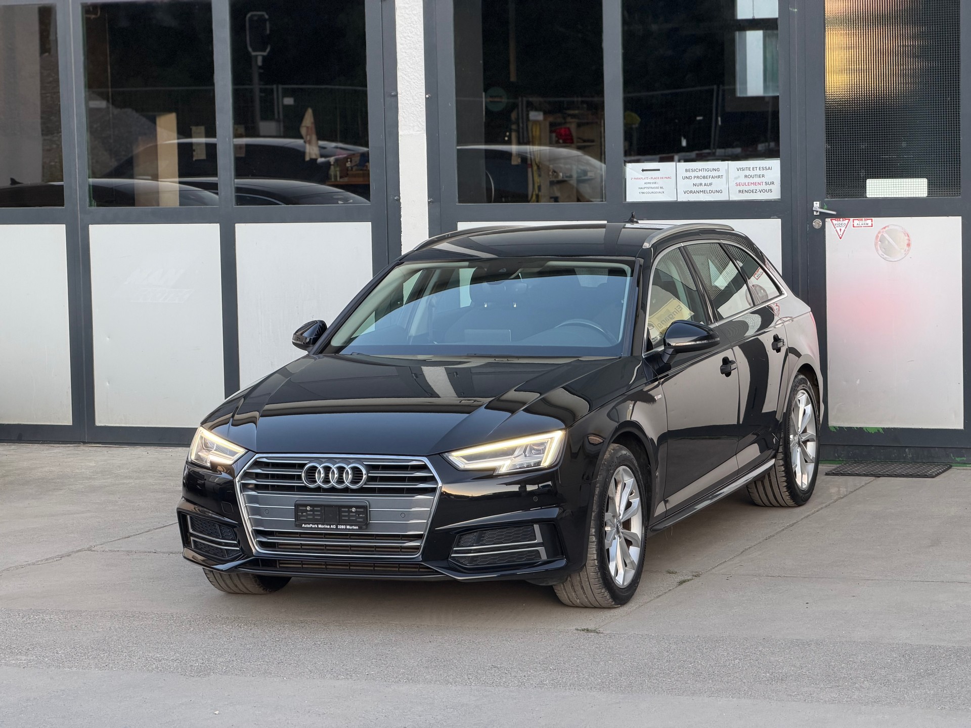 AUDI A4 Avant 2.0 TFSI Sport S-tronic-image-1