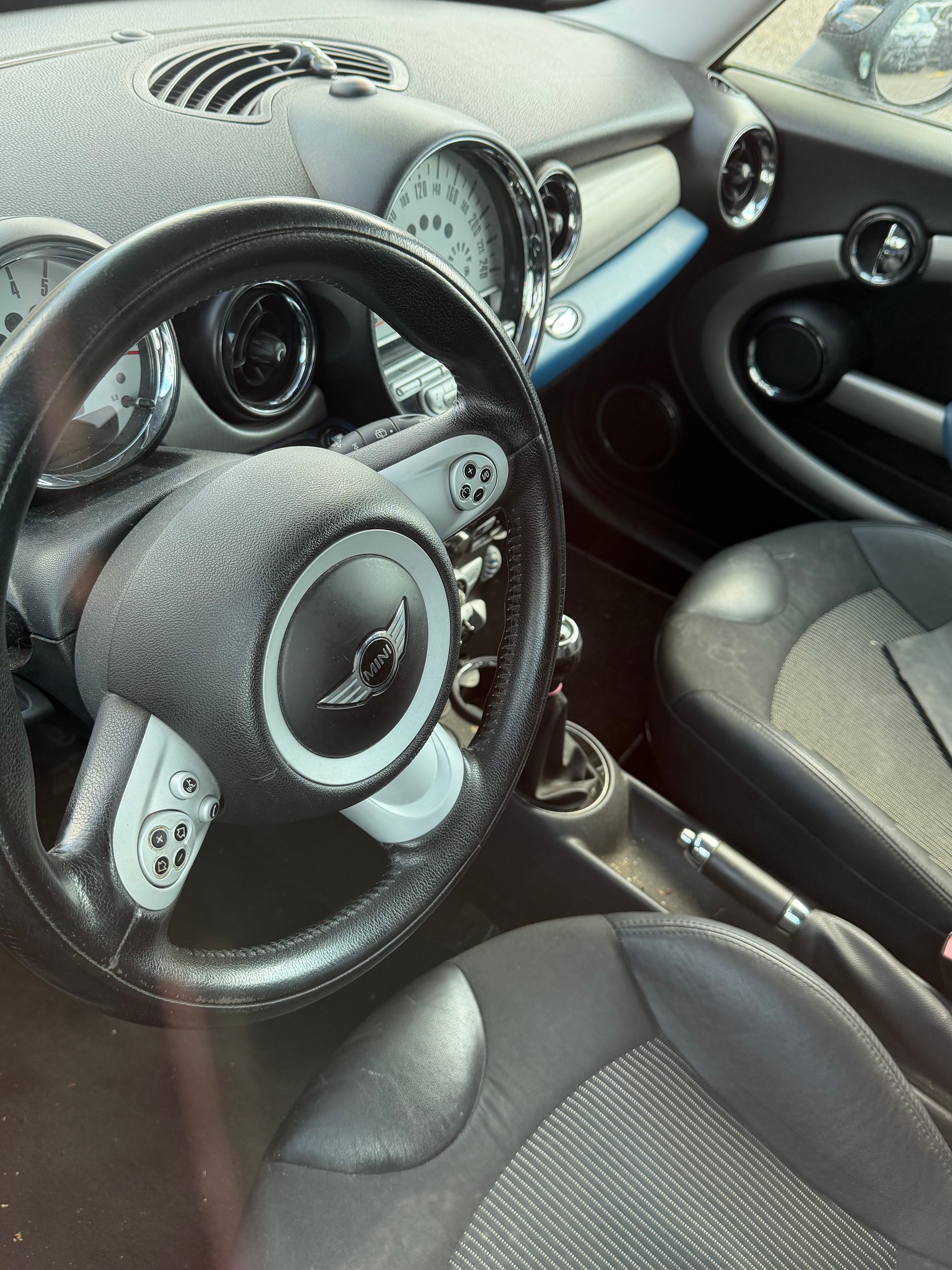 MINI Clubman Cooper S-image-4