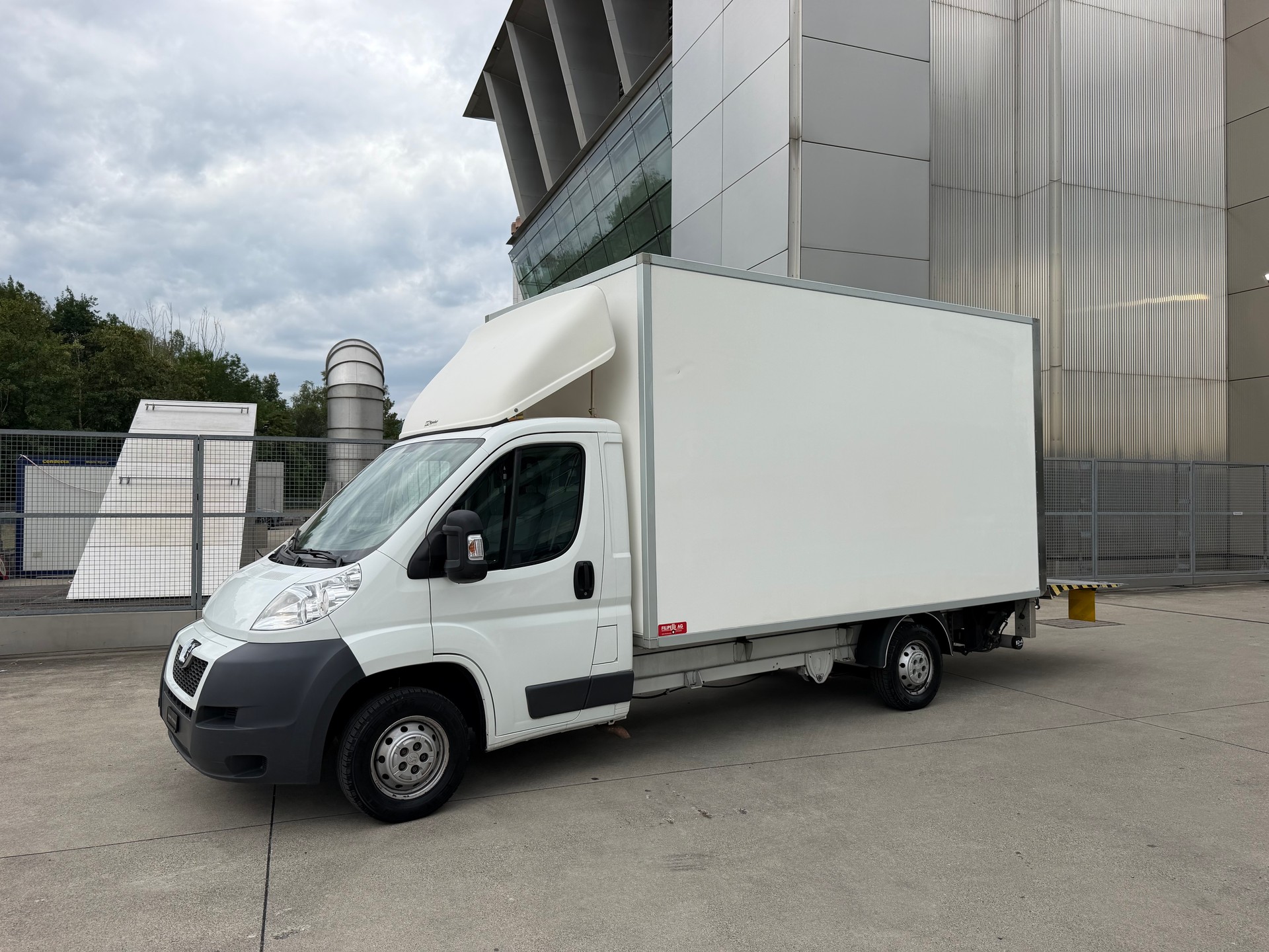 PEUGEOT Boxer 2.2 HDI 335 L4-image-18