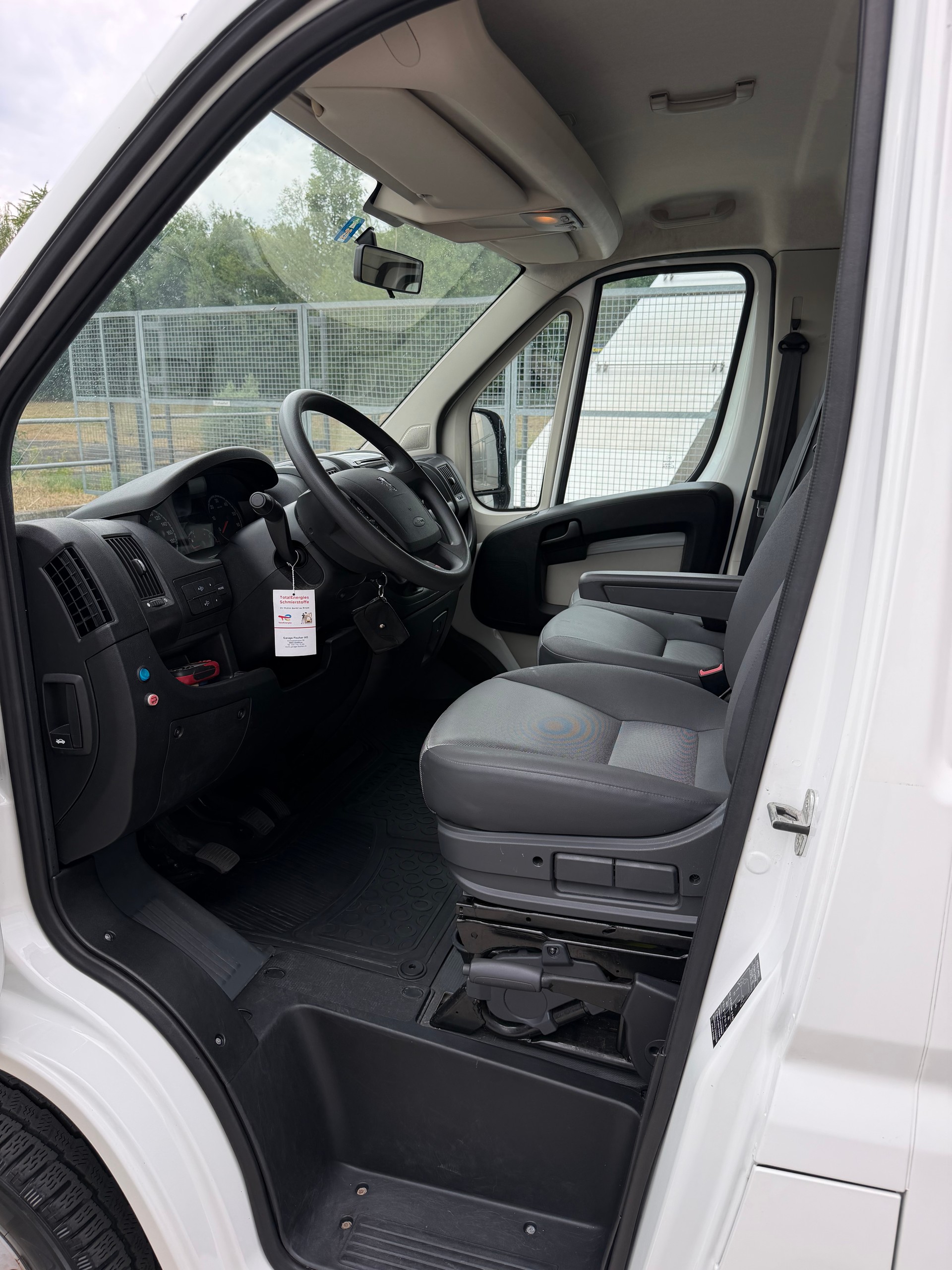 PEUGEOT Boxer 2.2 HDI 335 L4-image-9
