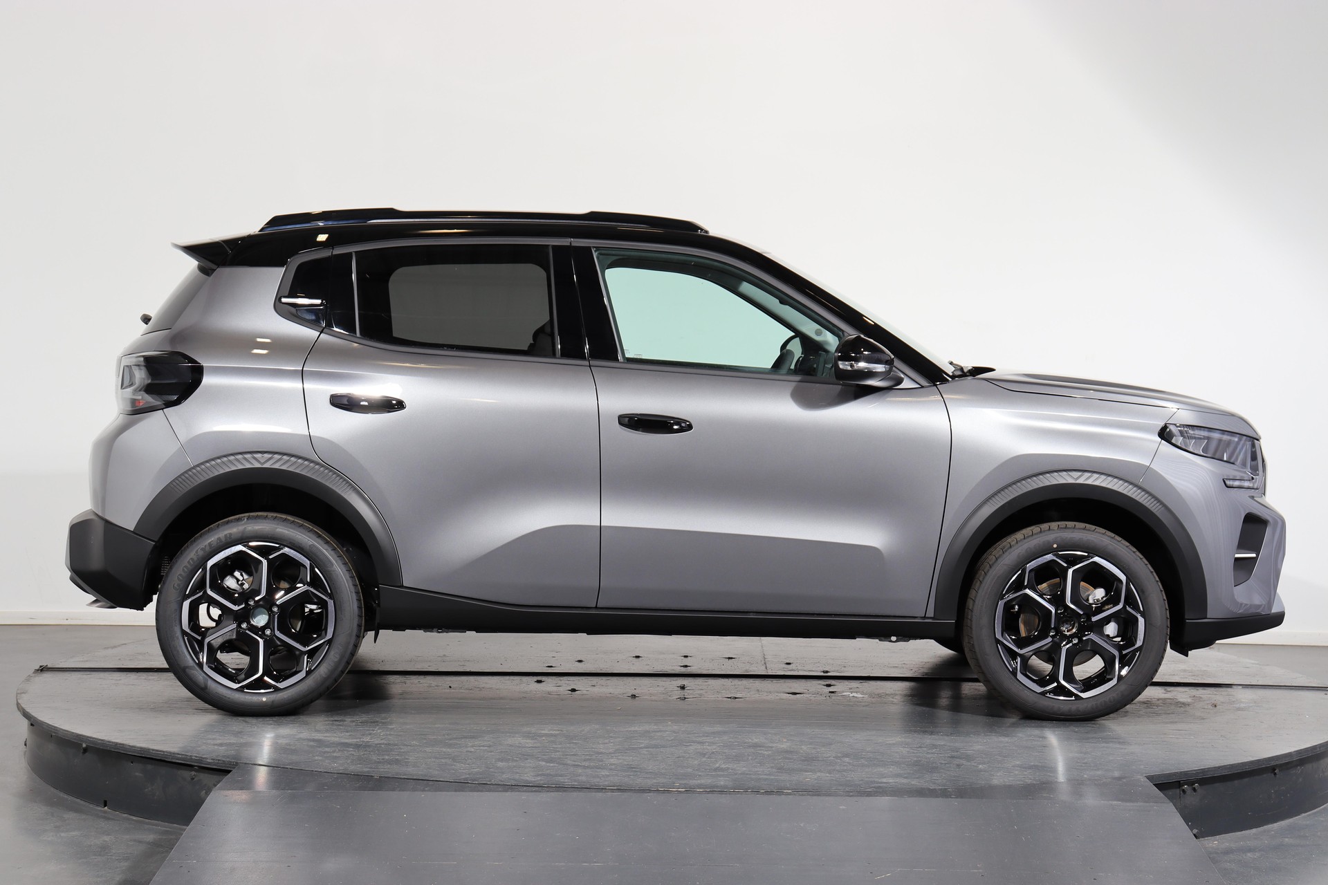 CITROEN C3 1.2 Hybrid Max-image-1