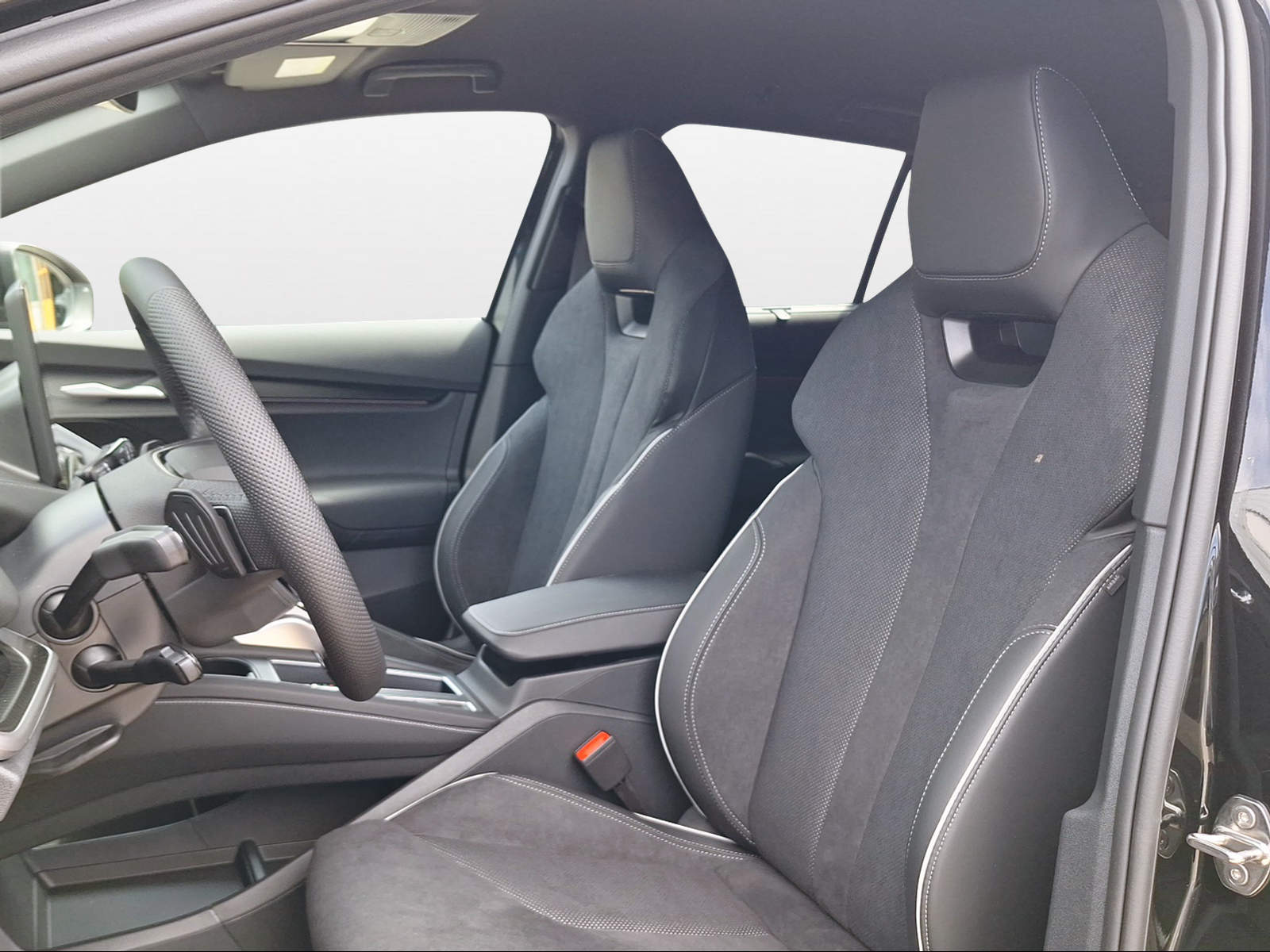 SKODA Elroq 85x Sportline 4x4-image-7