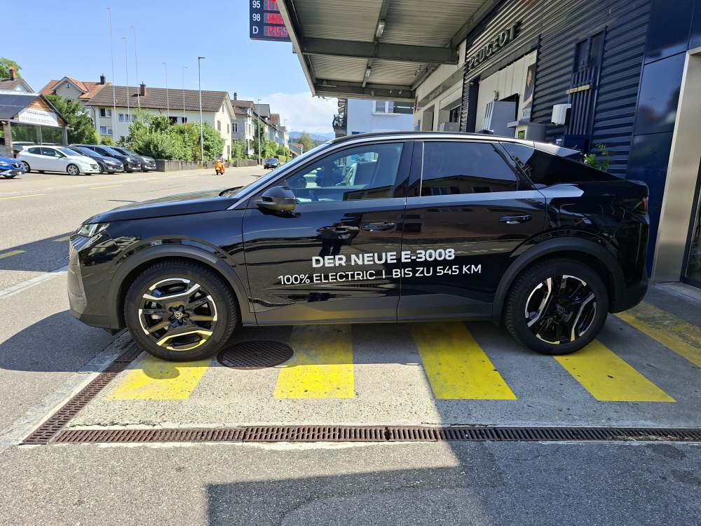 PEUGEOT 3008 e-Allure-image-3