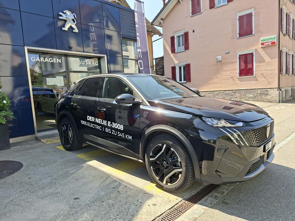 PEUGEOT 3008 e-Allure-image-2
