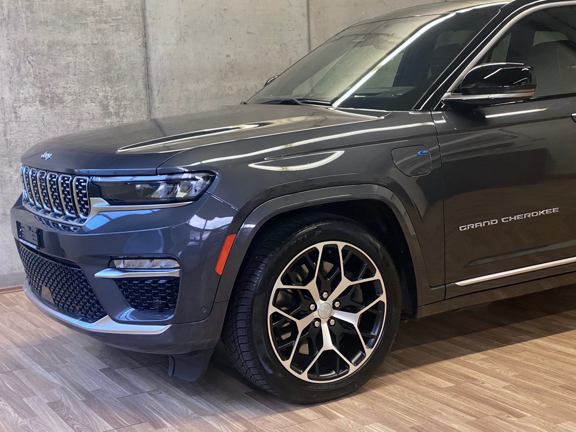JEEP Grand Cherokee 2.0*Plug-in-Hybrid*Swiss*Summit Reserve*4xe*-image-24