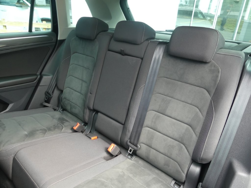 VW Tiguan 2.0 TDI SCR Highline4Motion DSG-image-11