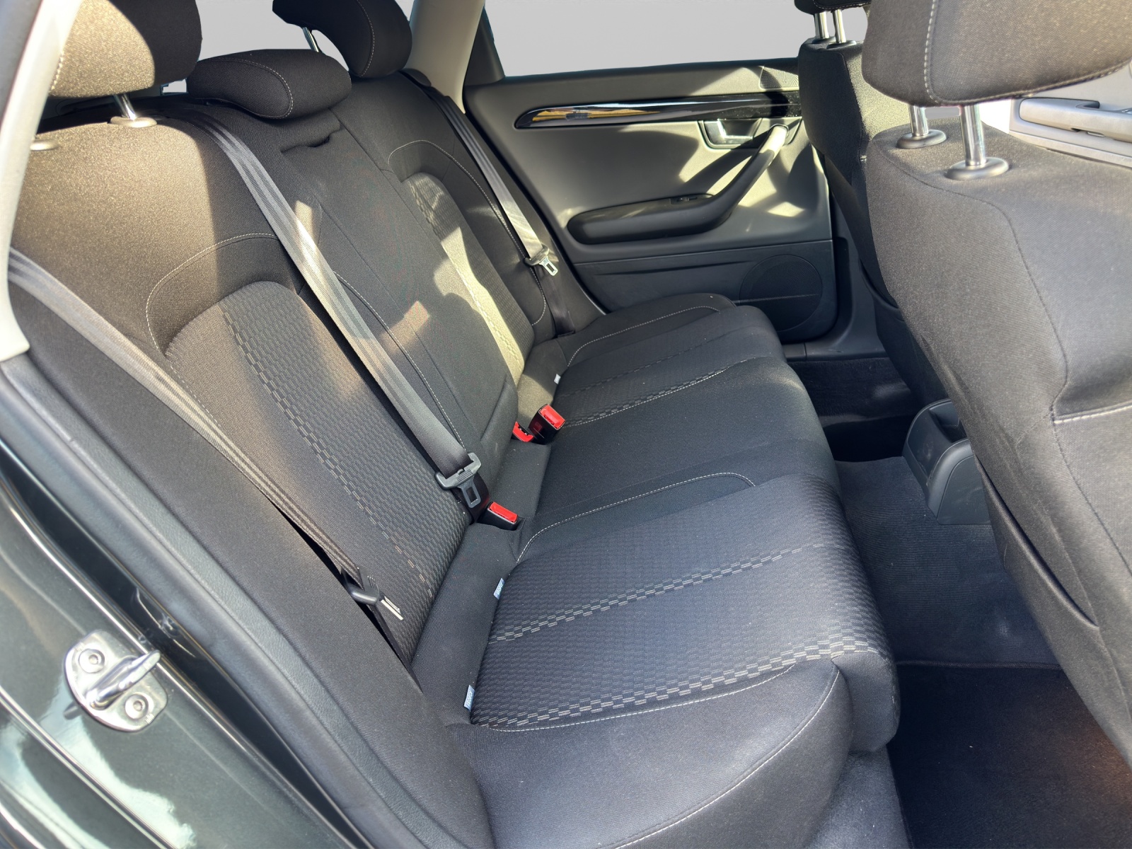 SEAT Exeo ST 2.0 TDI 143 Reference MTr-image-17