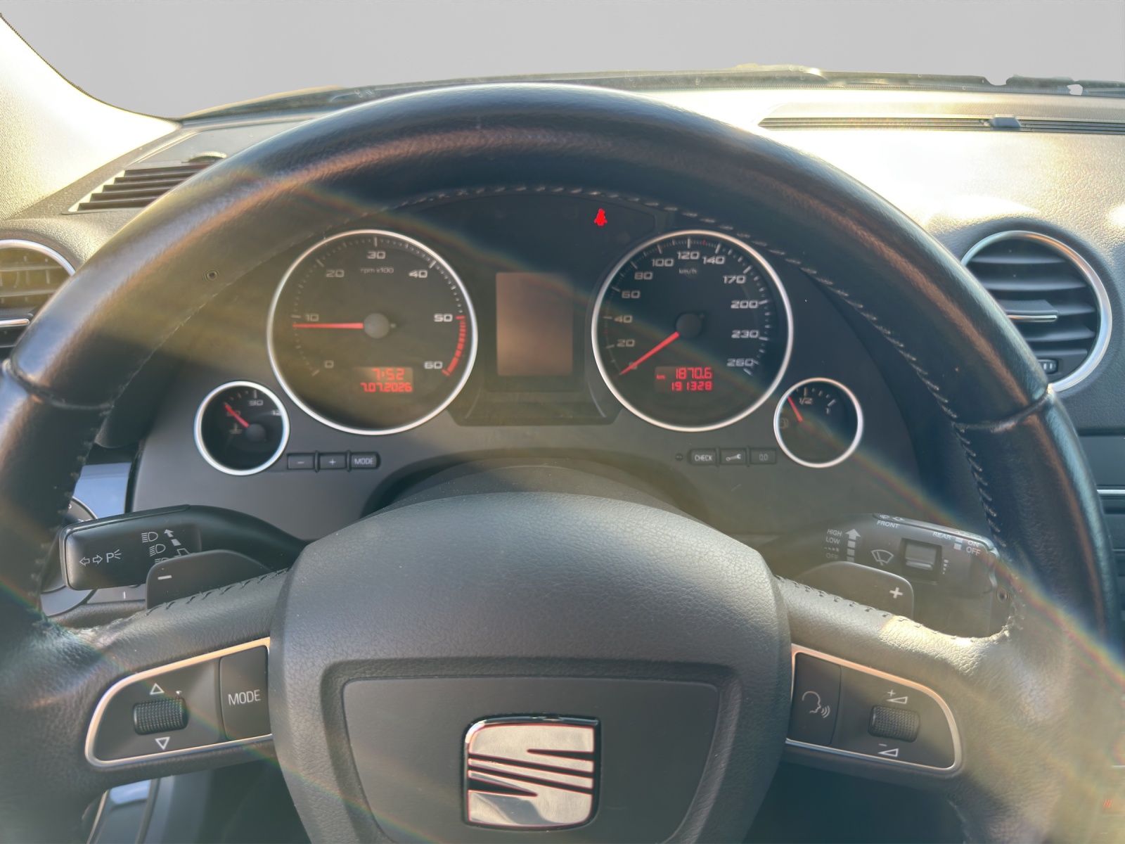 SEAT Exeo ST 2.0 TDI 143 Reference MTr-image-10