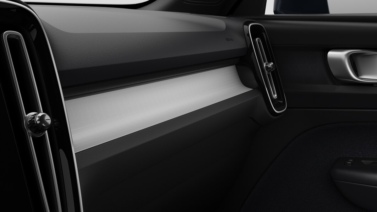 VOLVO XC40 B3 Benzin Mild Hybrid Core DCT-image-9